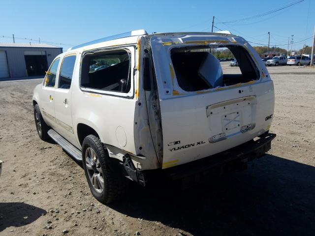 Photo 2 VIN: 1GKUKMEF9AR147905 - GMC YUKON XL D 