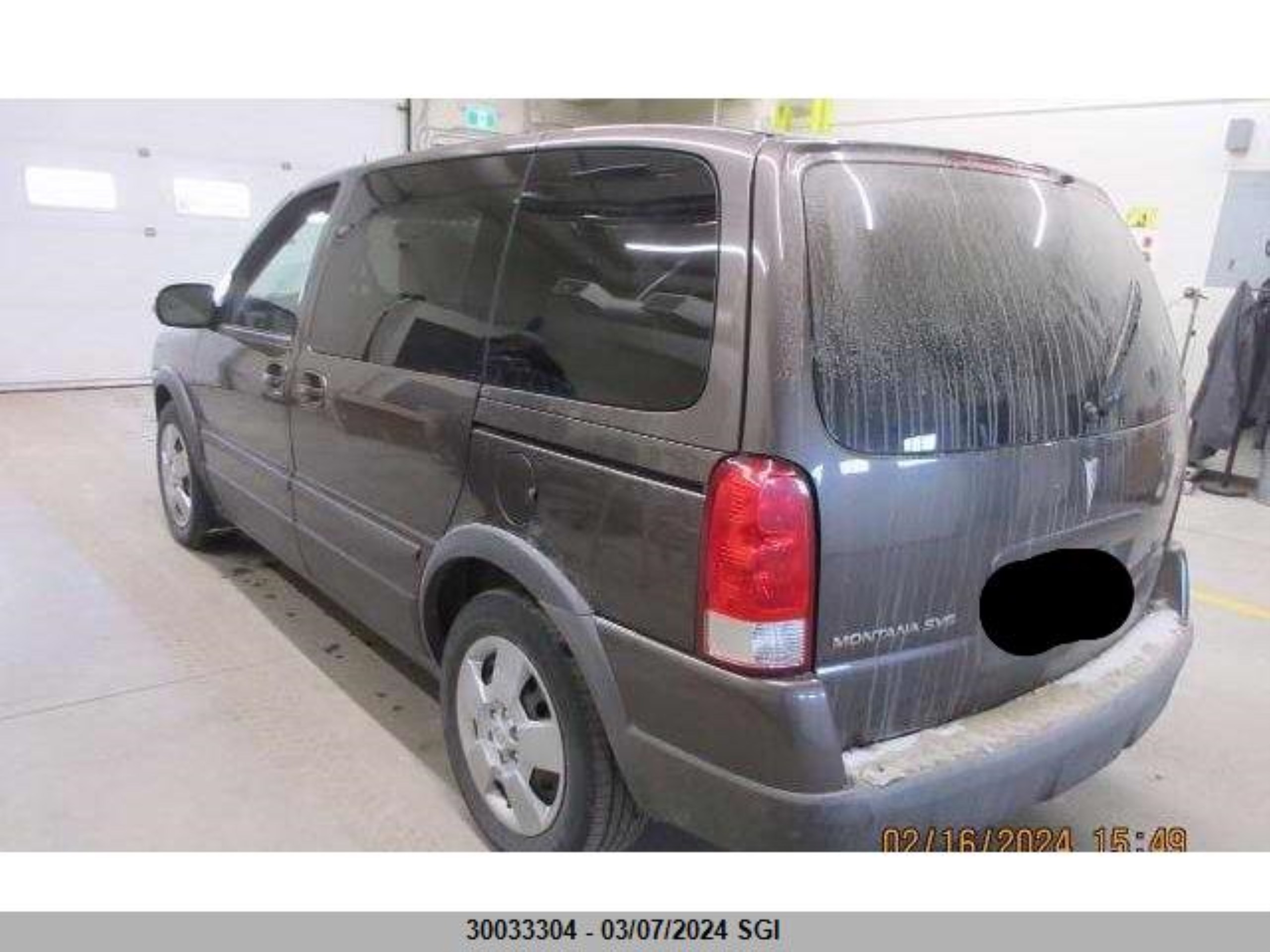 Photo 3 VIN: 1GMDU031X9D109223 - PONTIAC MONTANA 