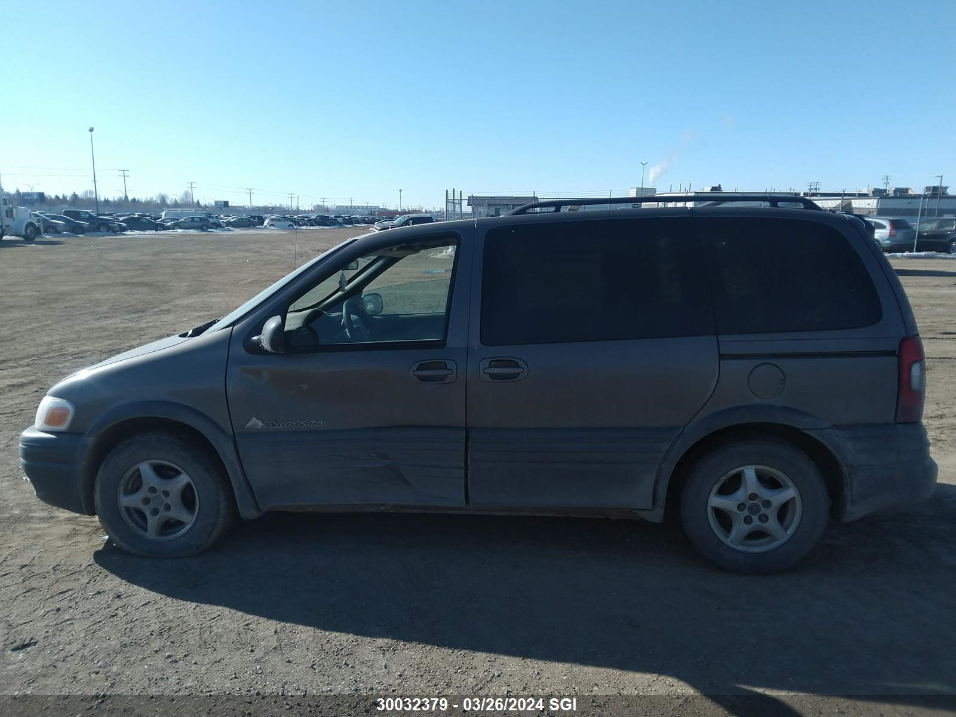 Photo 14 VIN: 1GMDU03E32D295390 - PONTIAC MONTANA 