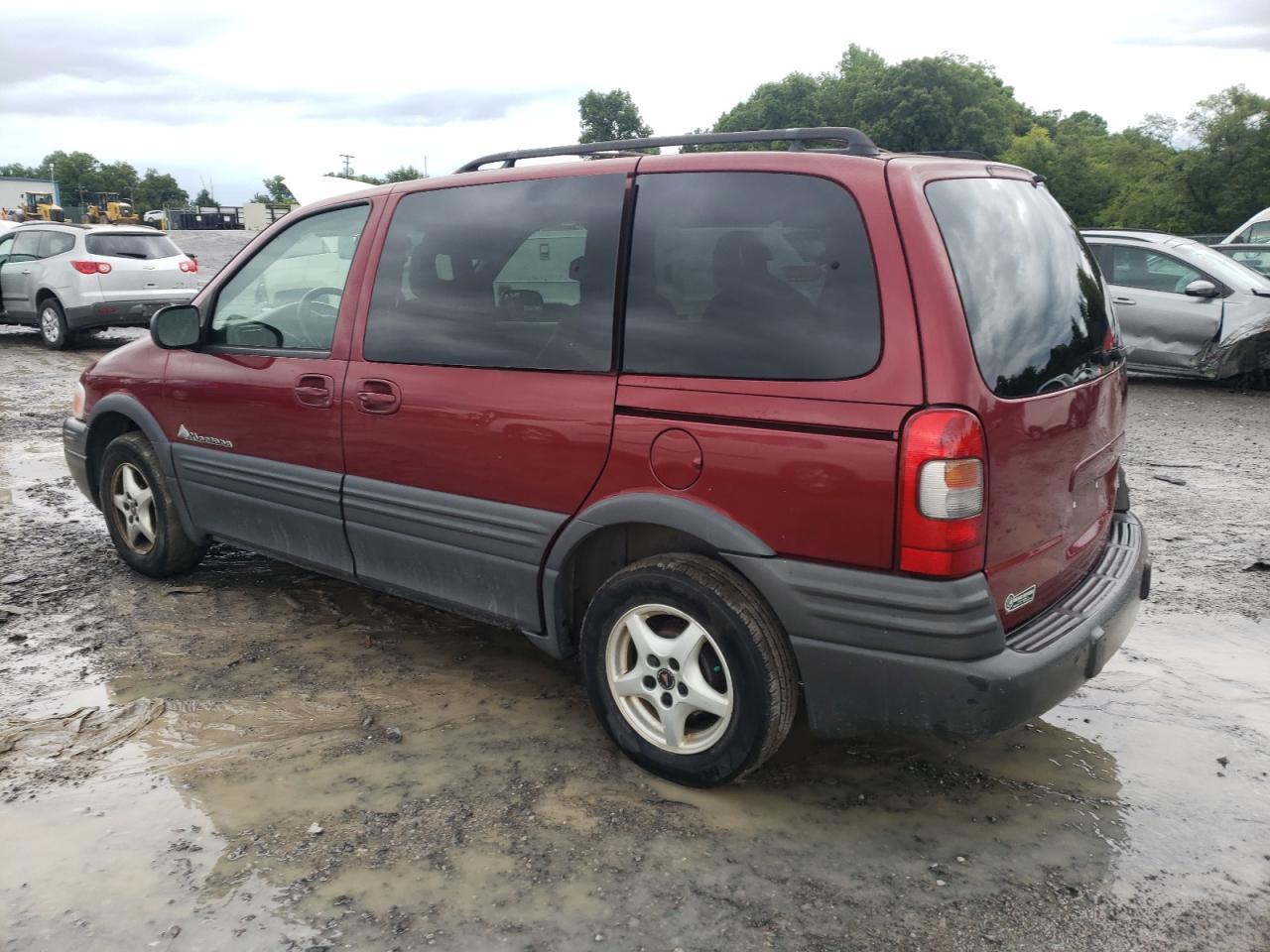 Photo 1 VIN: 1GMDU03E72D117188 - PONTIAC MONTANA 