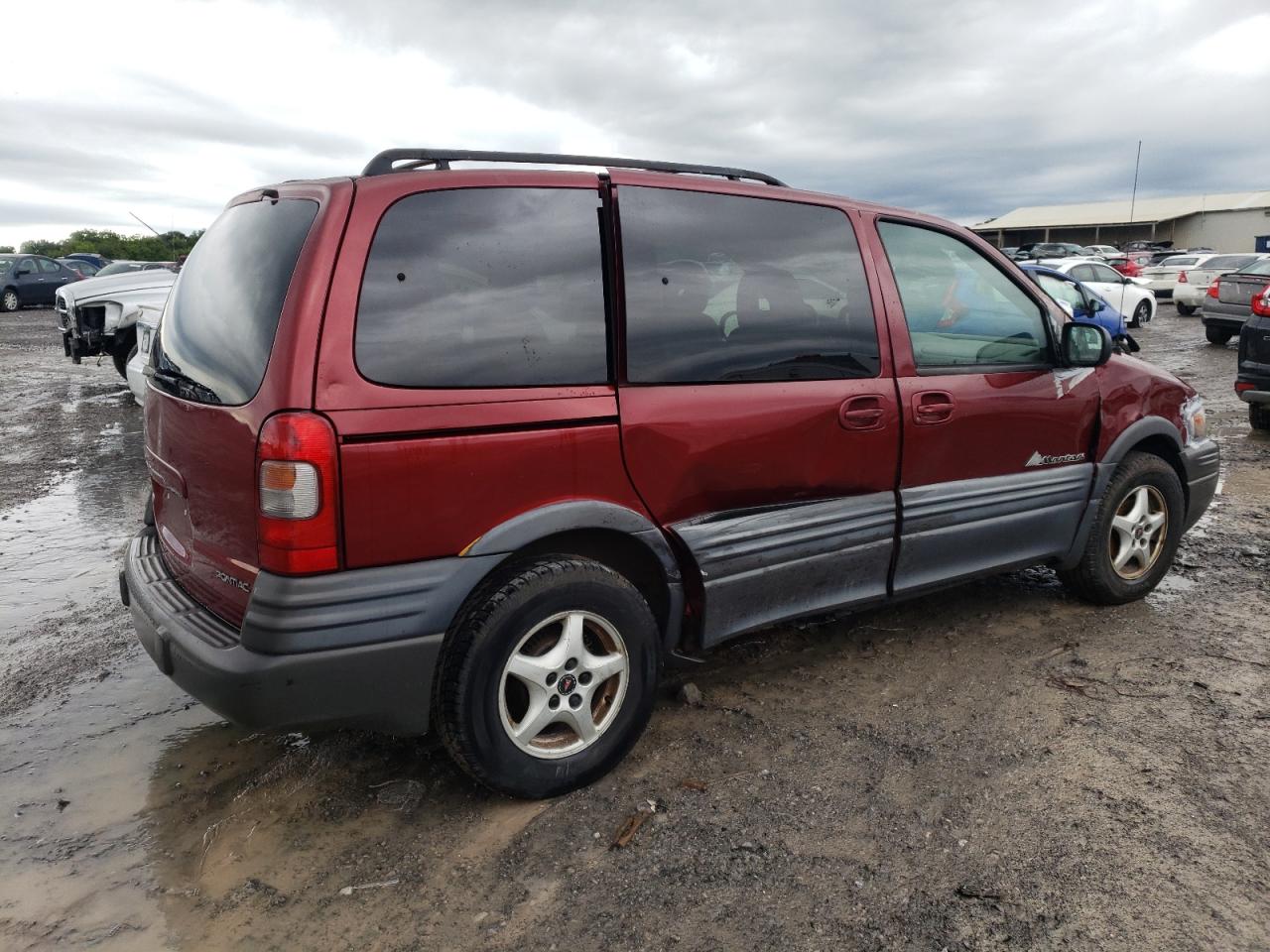 Photo 2 VIN: 1GMDU03E72D117188 - PONTIAC MONTANA 