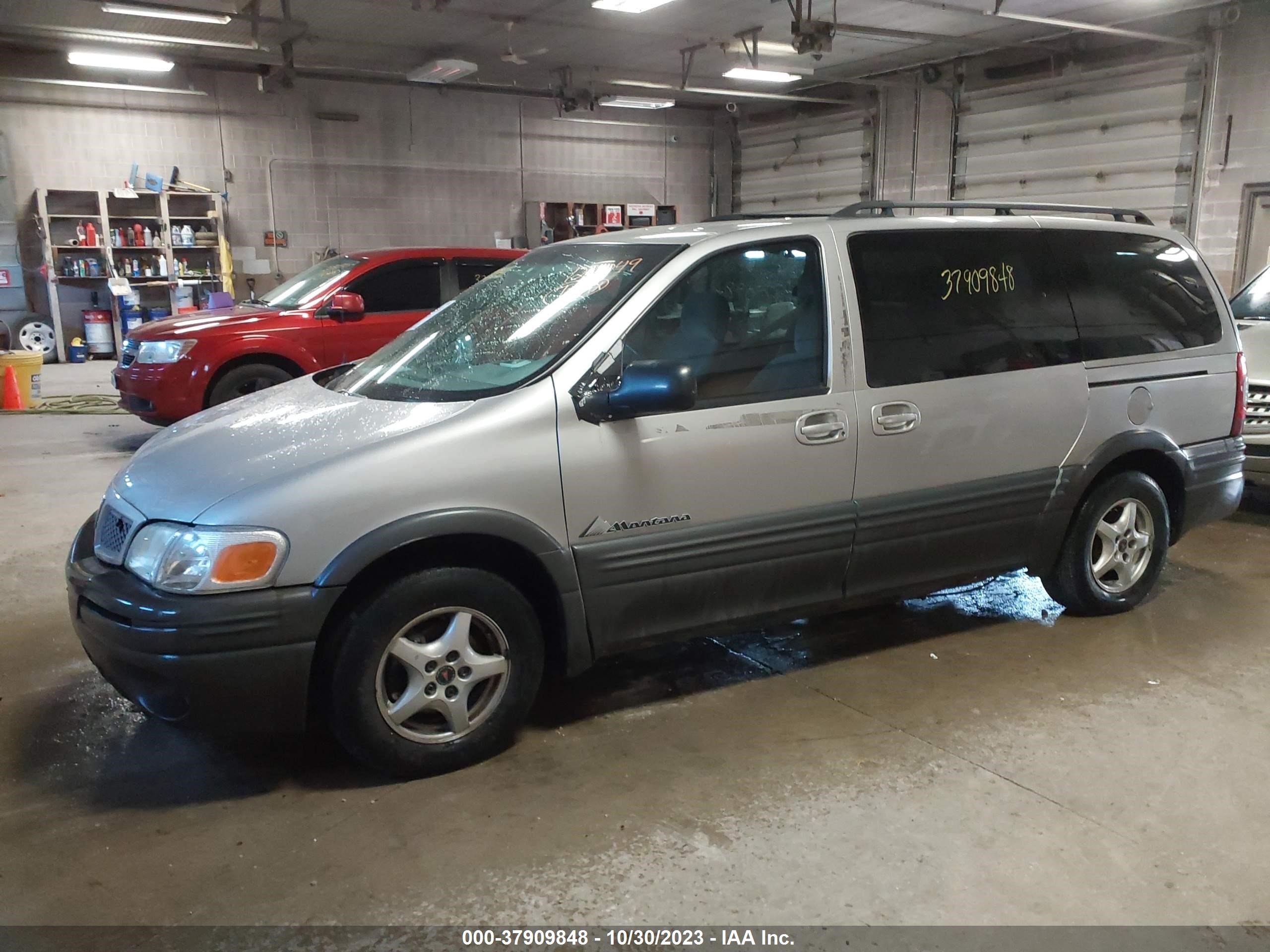 Photo 1 VIN: 1GMDV23E55D123049 - PONTIAC MONTANA 