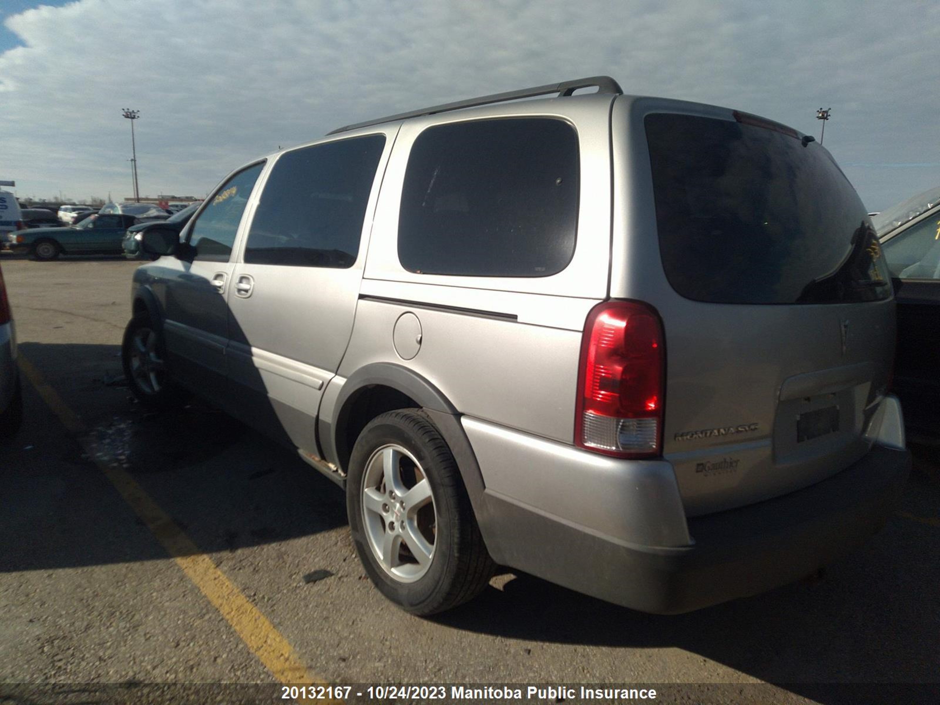 Photo 2 VIN: 1GMDV23L55D287447 - PONTIAC MONTANA 