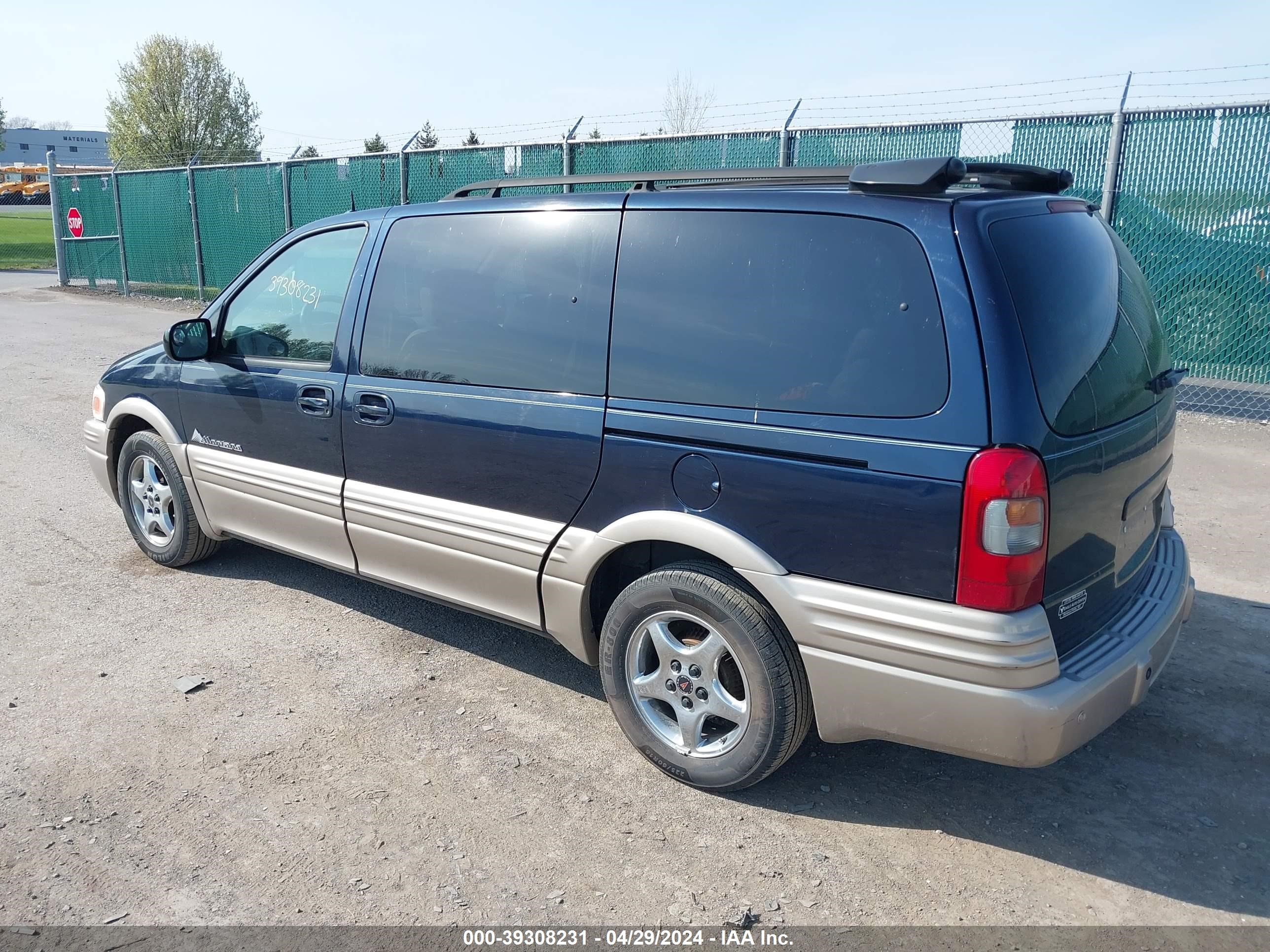 Photo 2 VIN: 1GMDV33E35D130393 - PONTIAC MONTANA 