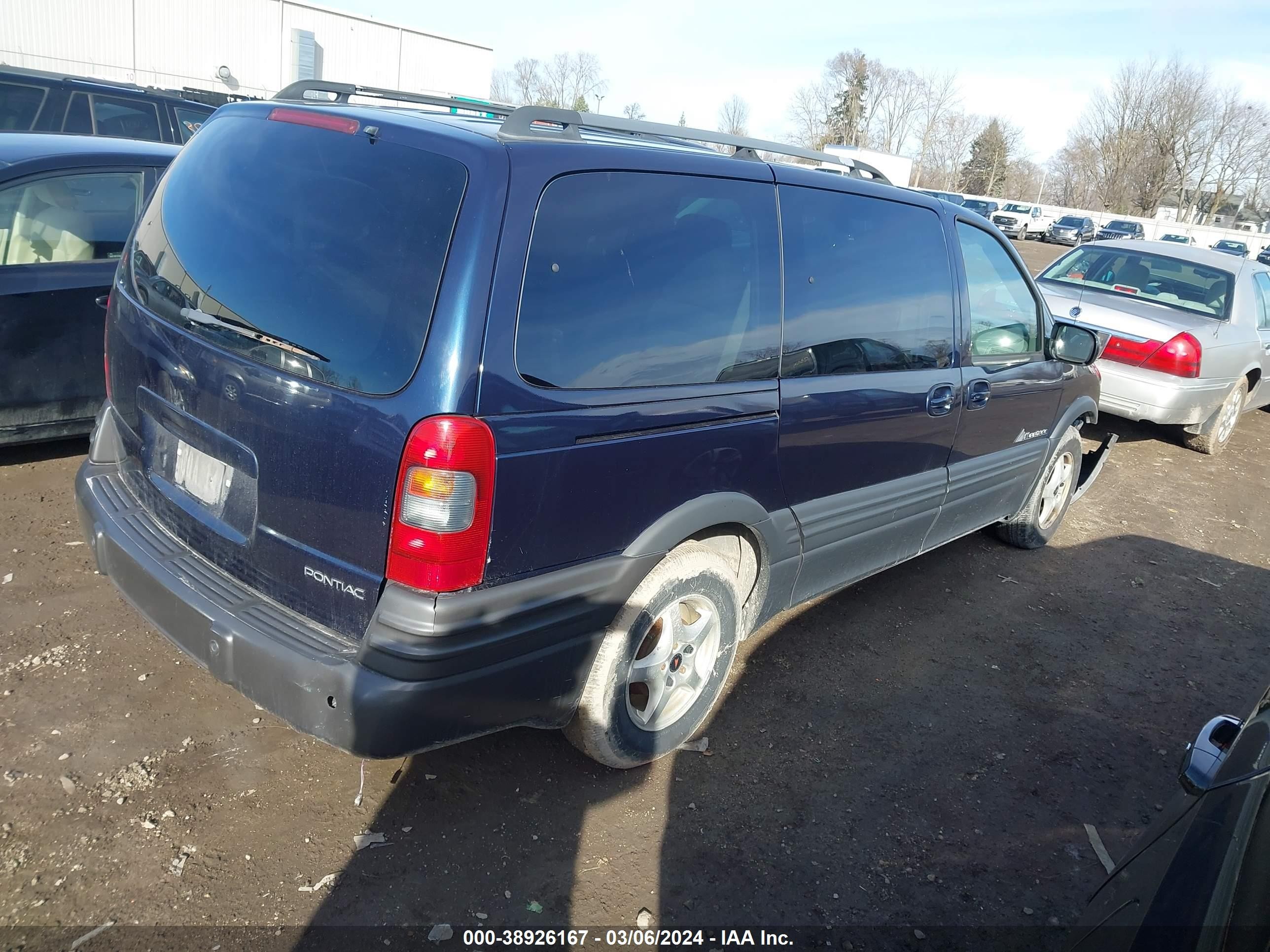 Photo 3 VIN: 1GMDV33E35D146187 - PONTIAC MONTANA 