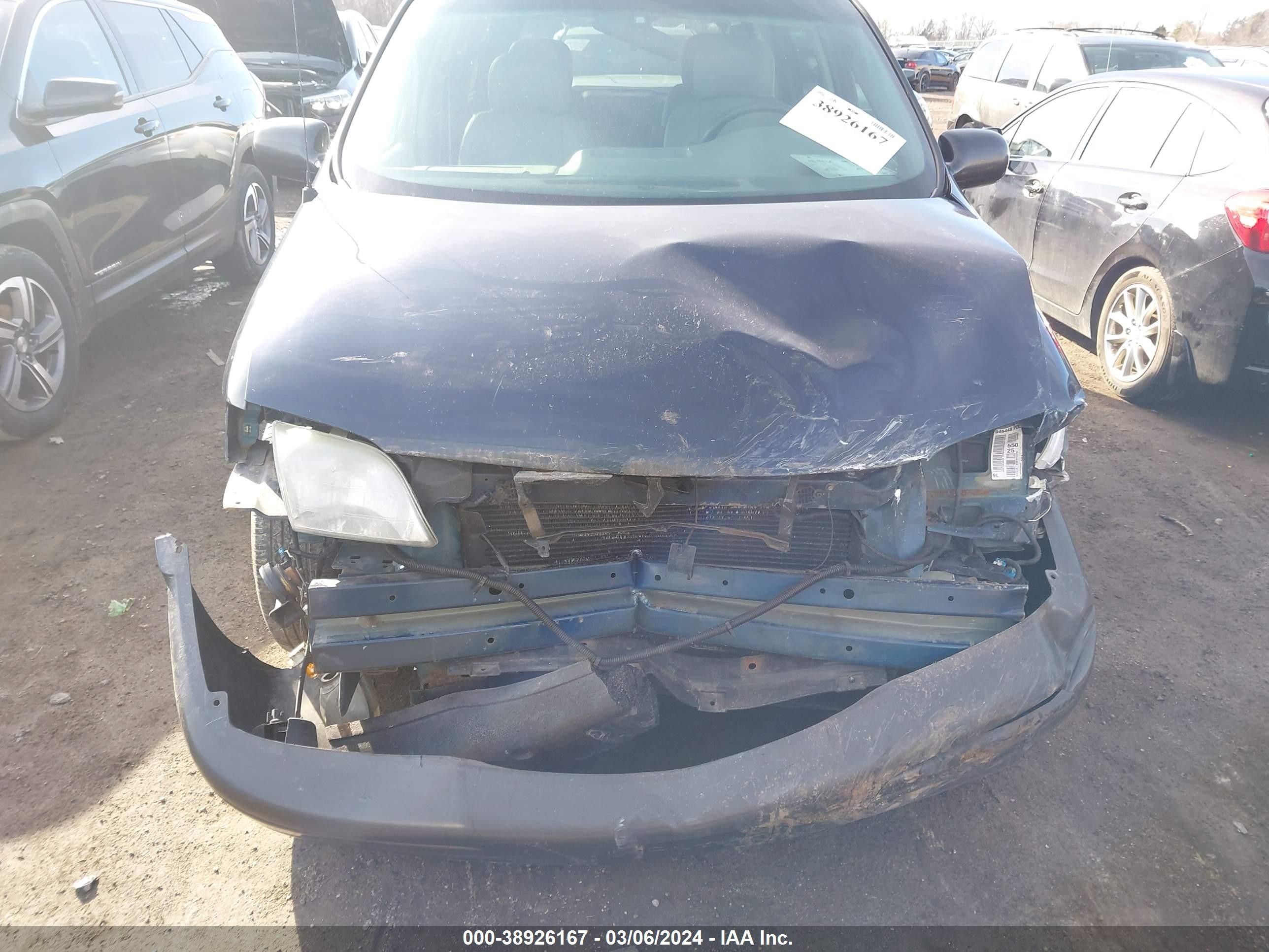 Photo 5 VIN: 1GMDV33E35D146187 - PONTIAC MONTANA 