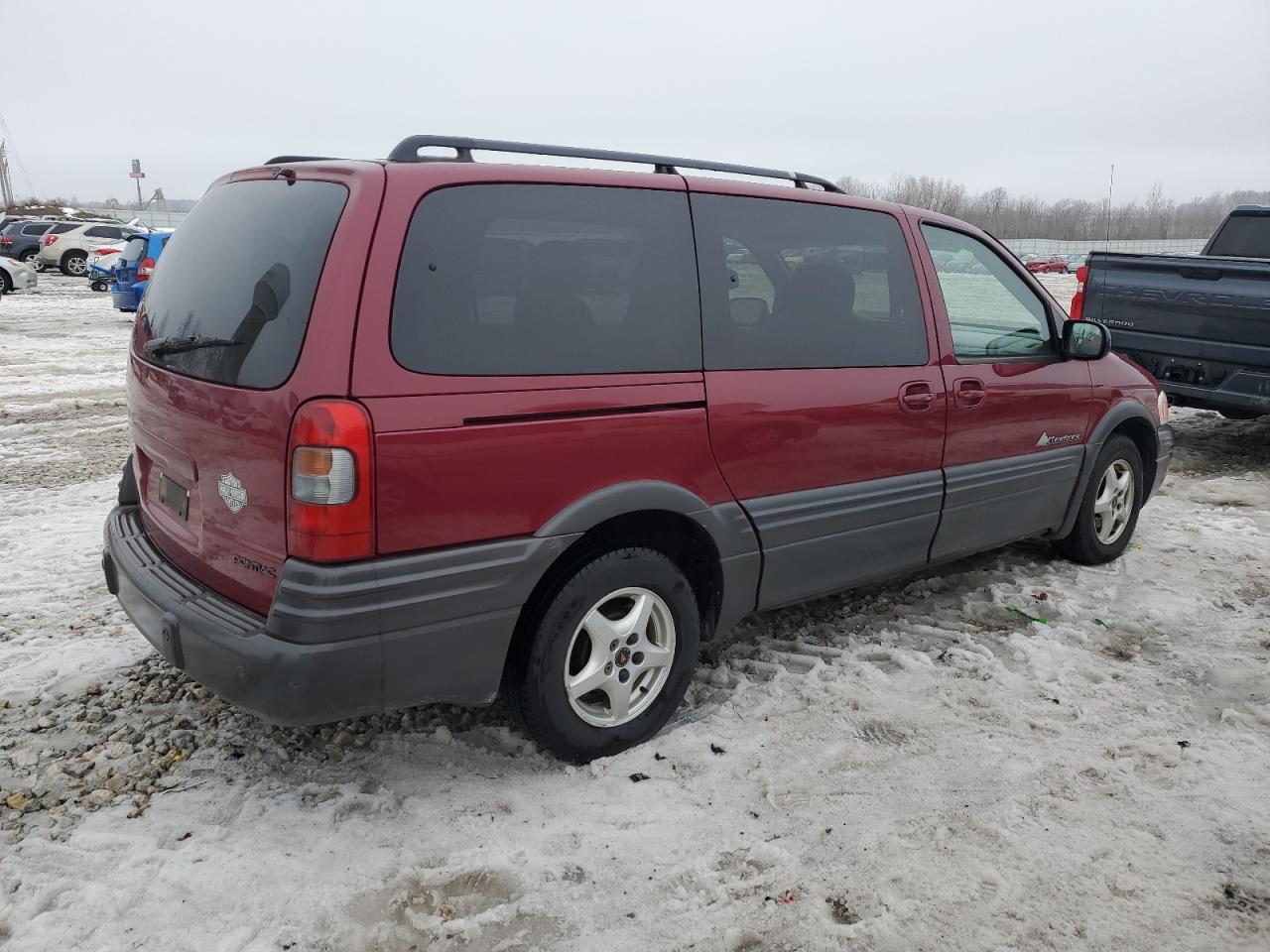 Photo 2 VIN: 1GMDV33EX5D131931 - PONTIAC MONTANA 