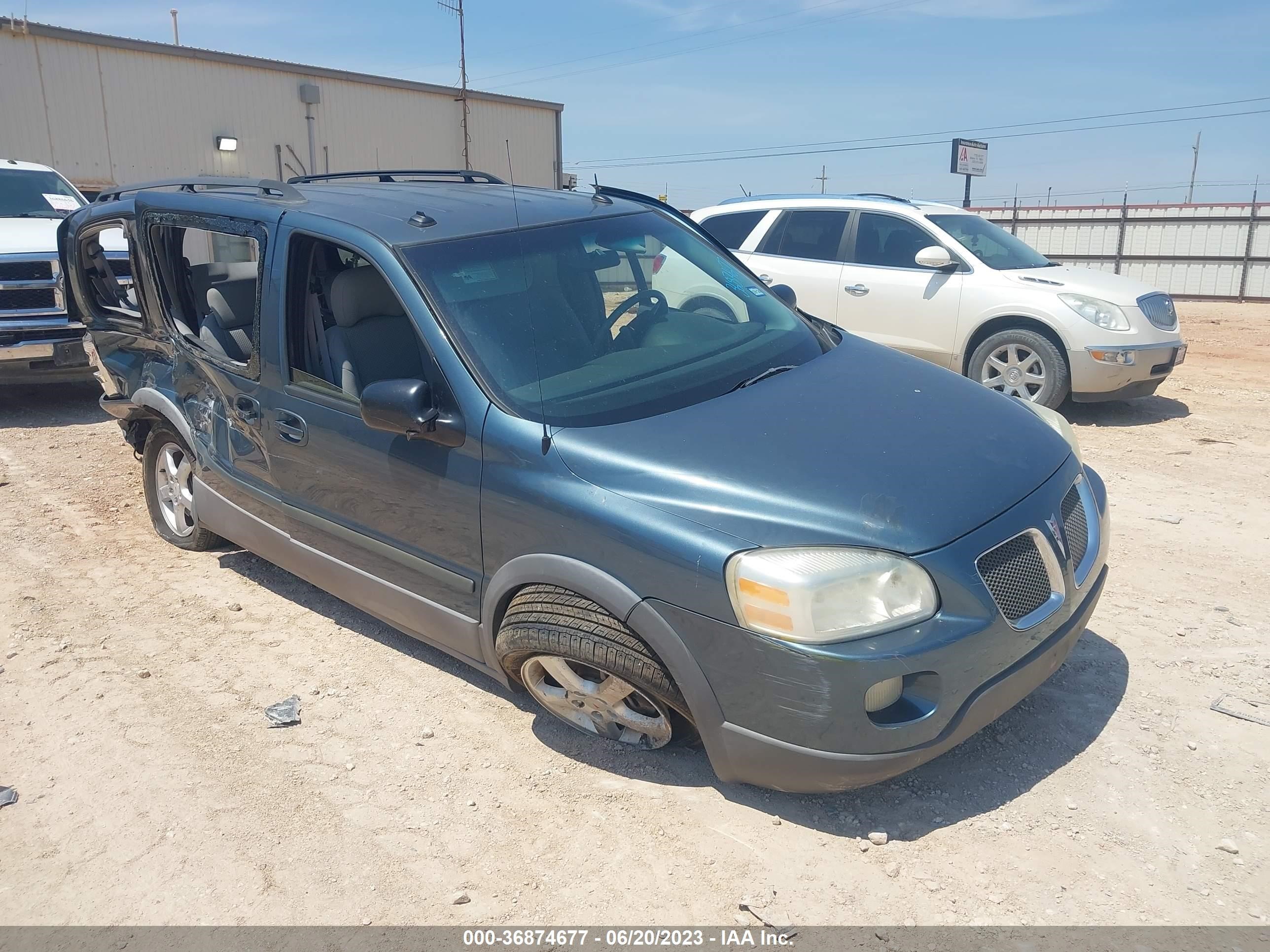 Photo 0 VIN: 1GMDV33L85D175523 - PONTIAC MONTANA 