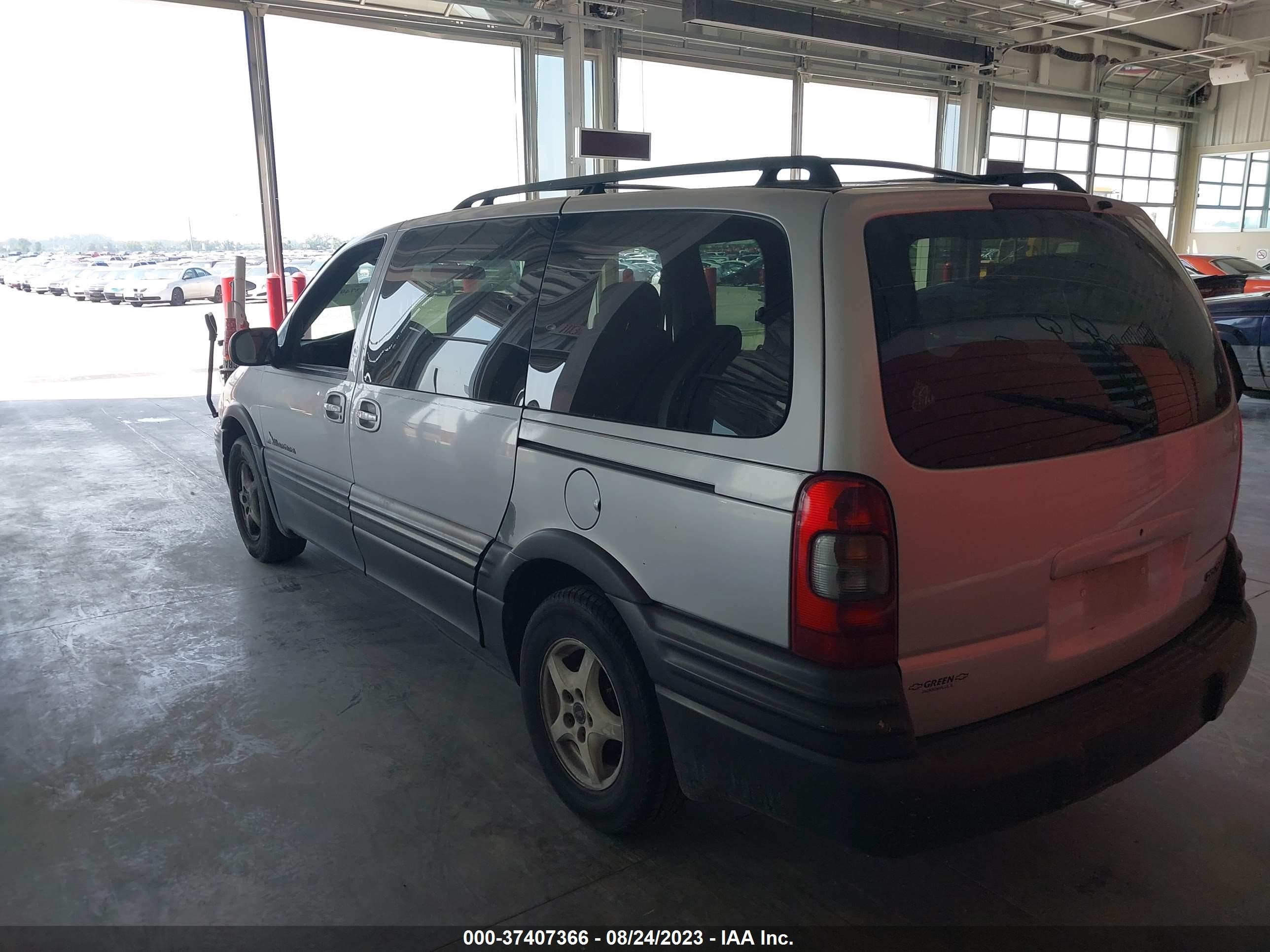 Photo 2 VIN: 1GMDX03E03D224592 - PONTIAC MONTANA 