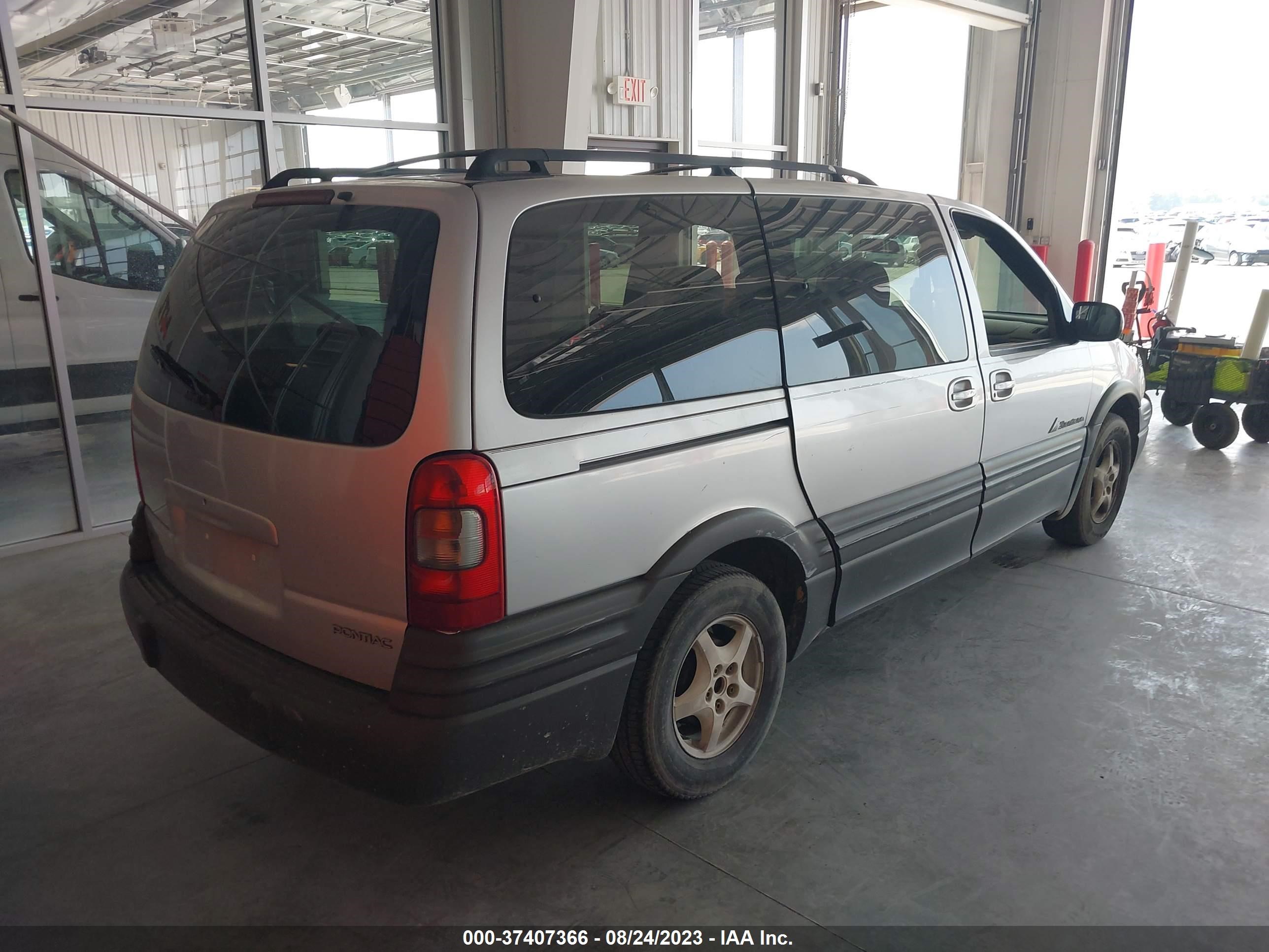 Photo 3 VIN: 1GMDX03E03D224592 - PONTIAC MONTANA 