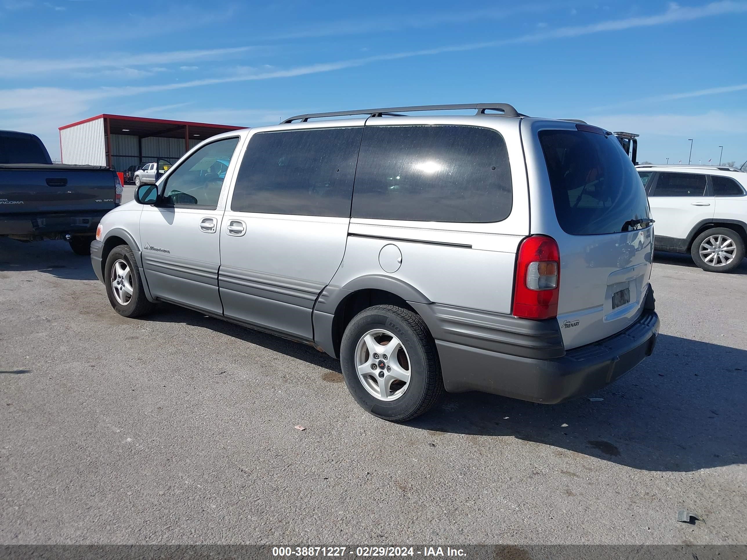 Photo 2 VIN: 1GMDX03E13D263076 - PONTIAC MONTANA 