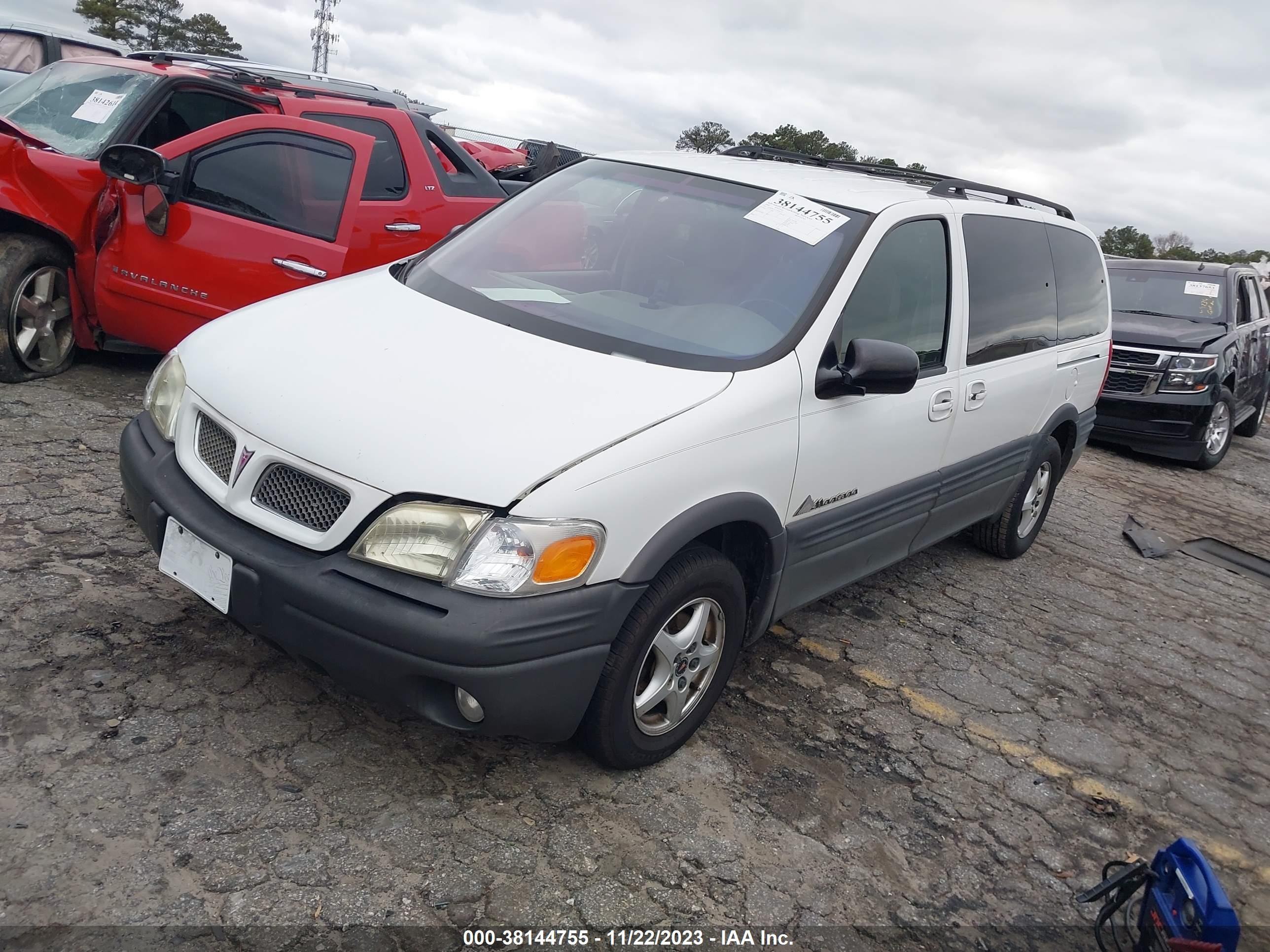 Photo 1 VIN: 1GMDX03E1YD301171 - PONTIAC MONTANA 