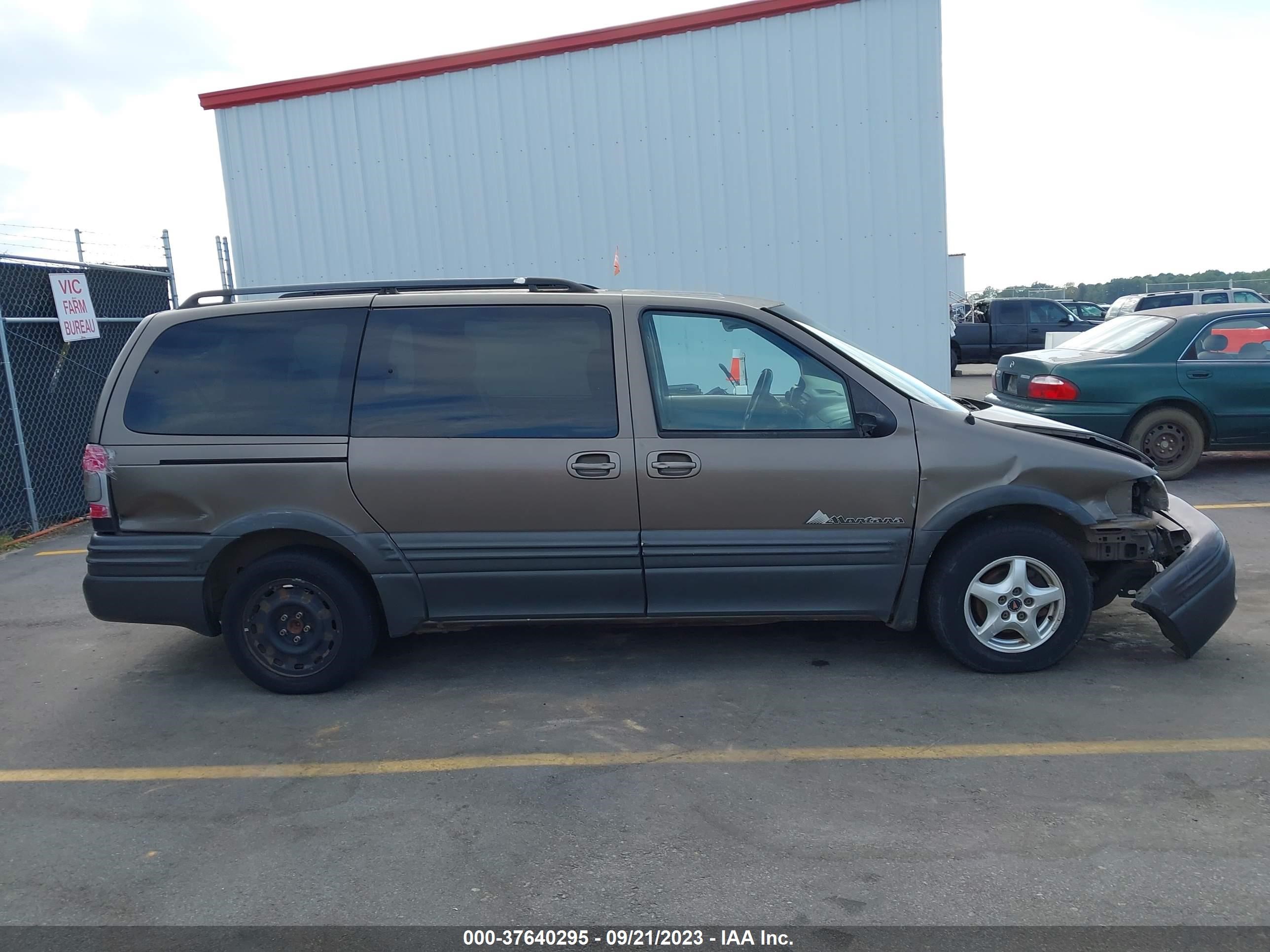 Photo 12 VIN: 1GMDX03E24D220450 - PONTIAC MONTANA 