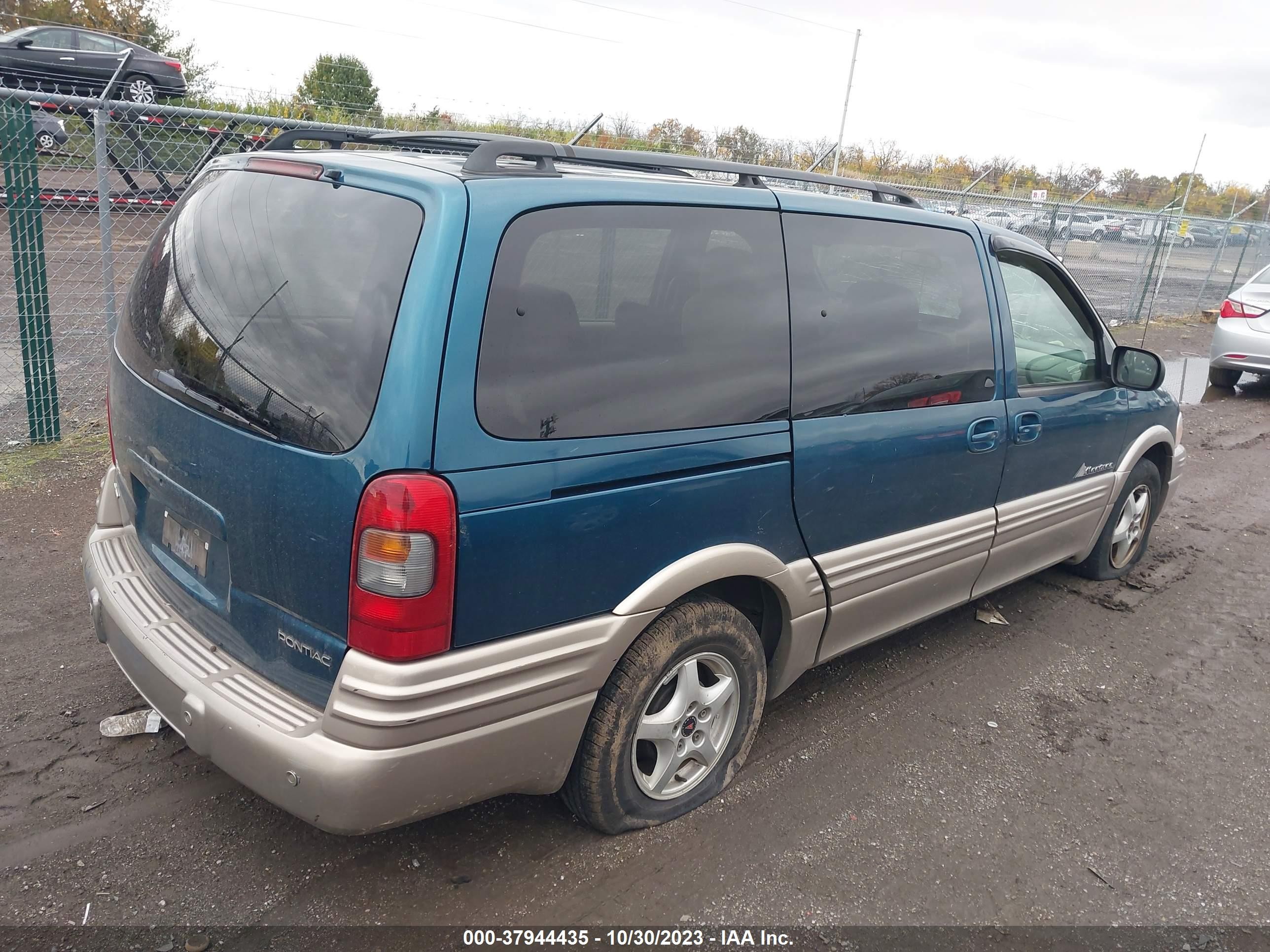 Photo 3 VIN: 1GMDX03E33D275908 - PONTIAC MONTANA 