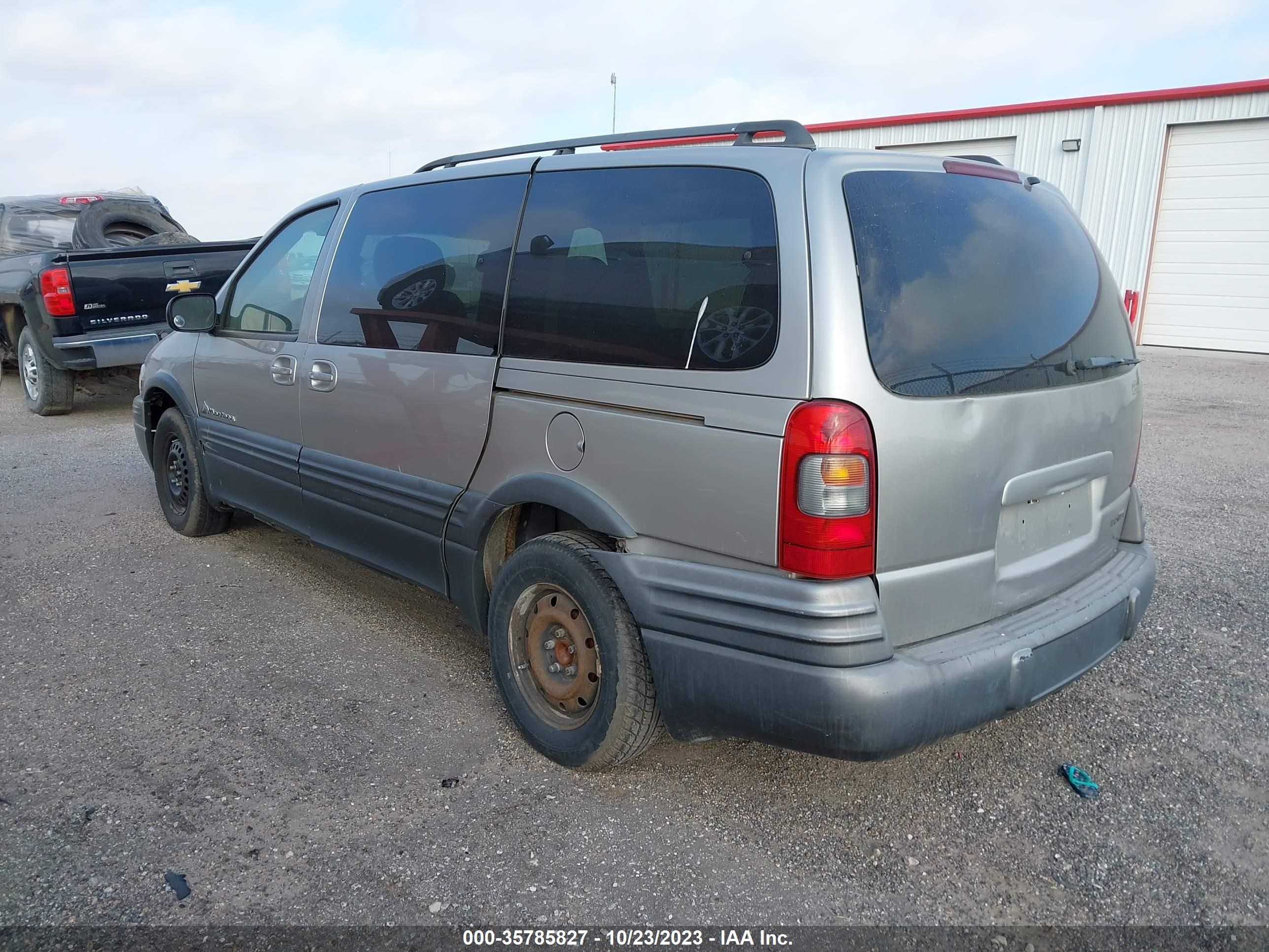 Photo 2 VIN: 1GMDX03E34D240318 - PONTIAC MONTANA 