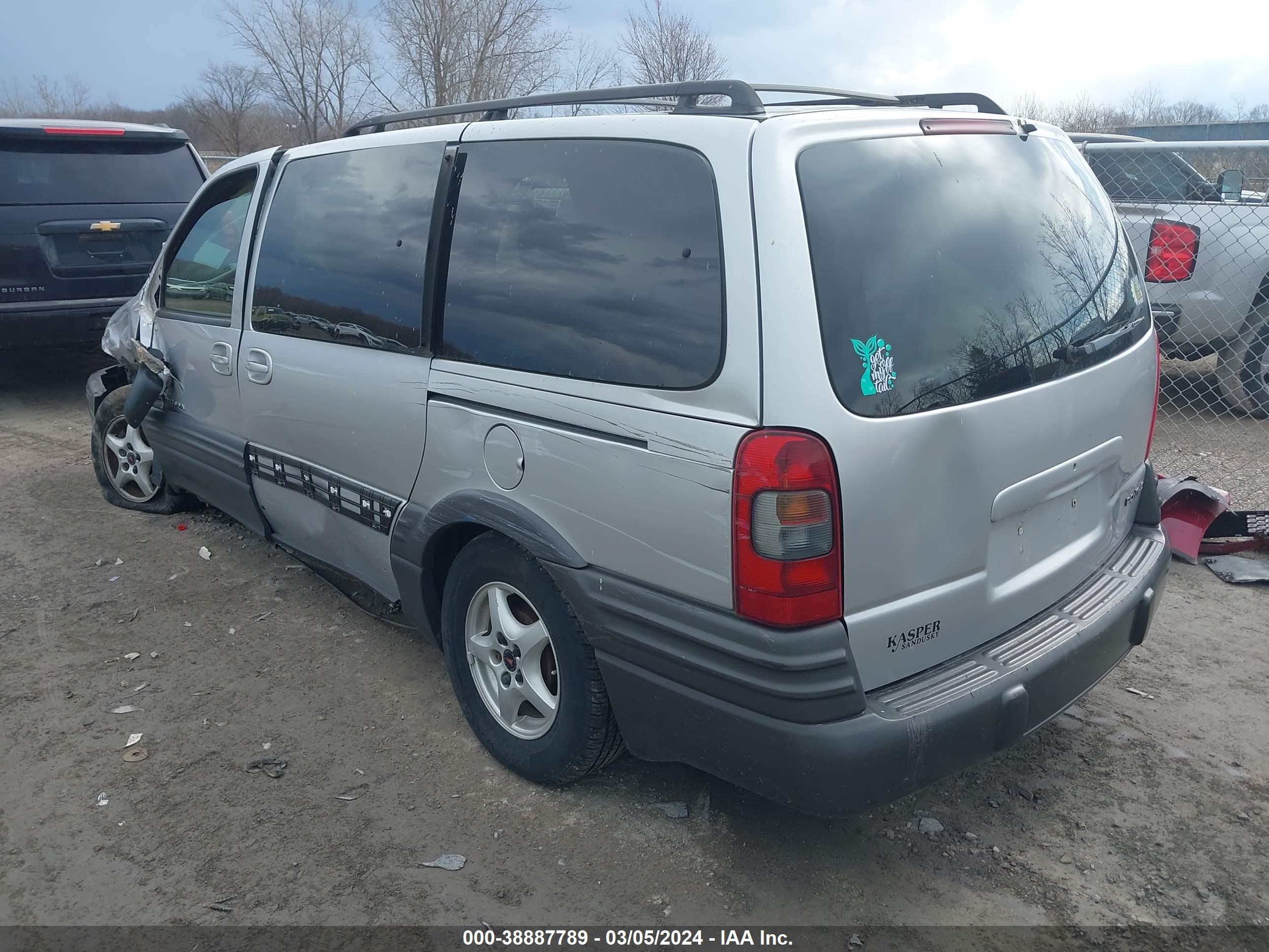 Photo 2 VIN: 1GMDX03E53D106408 - PONTIAC MONTANA 