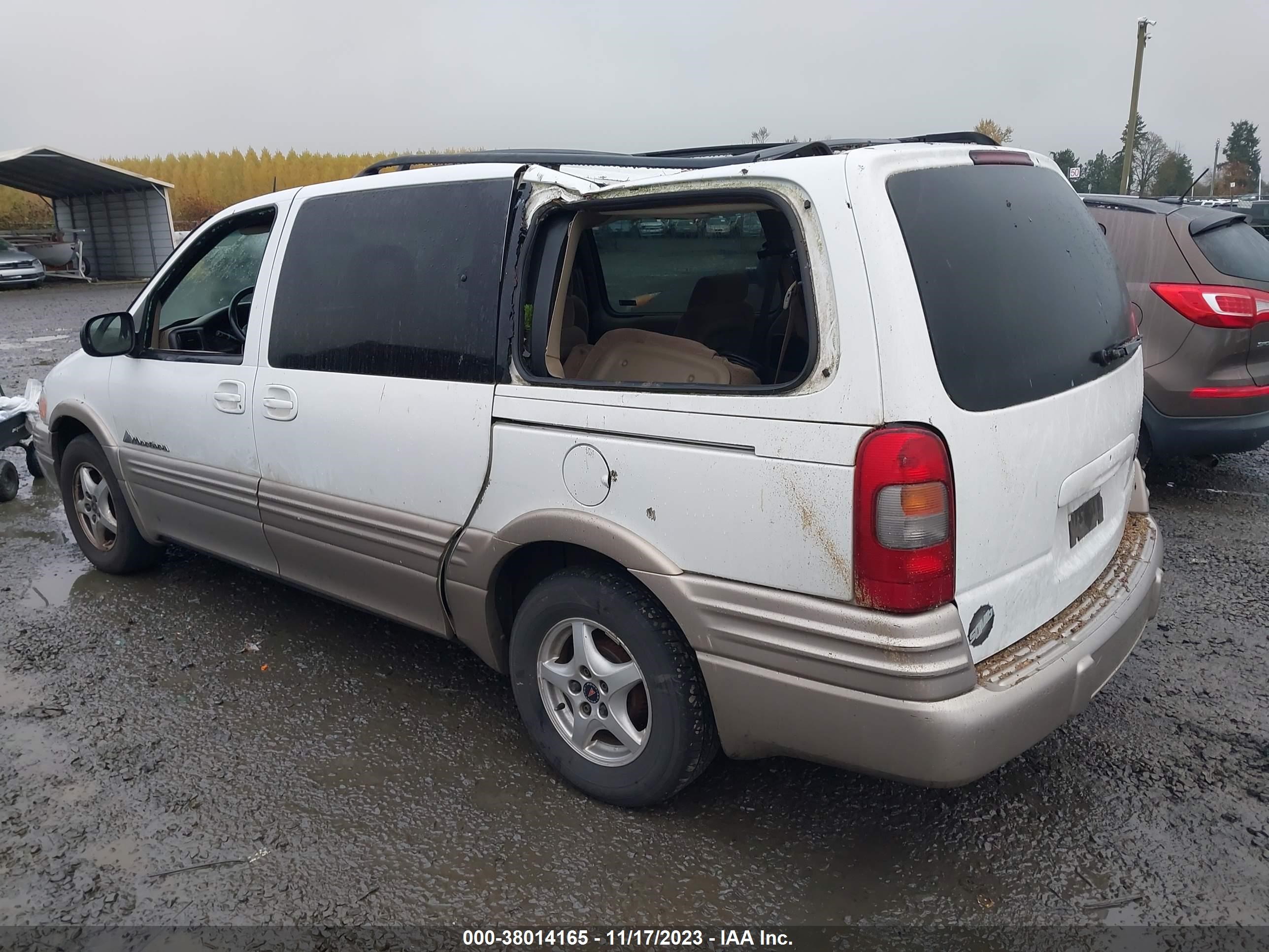 Photo 2 VIN: 1GMDX03E61D168719 - PONTIAC MONTANA 