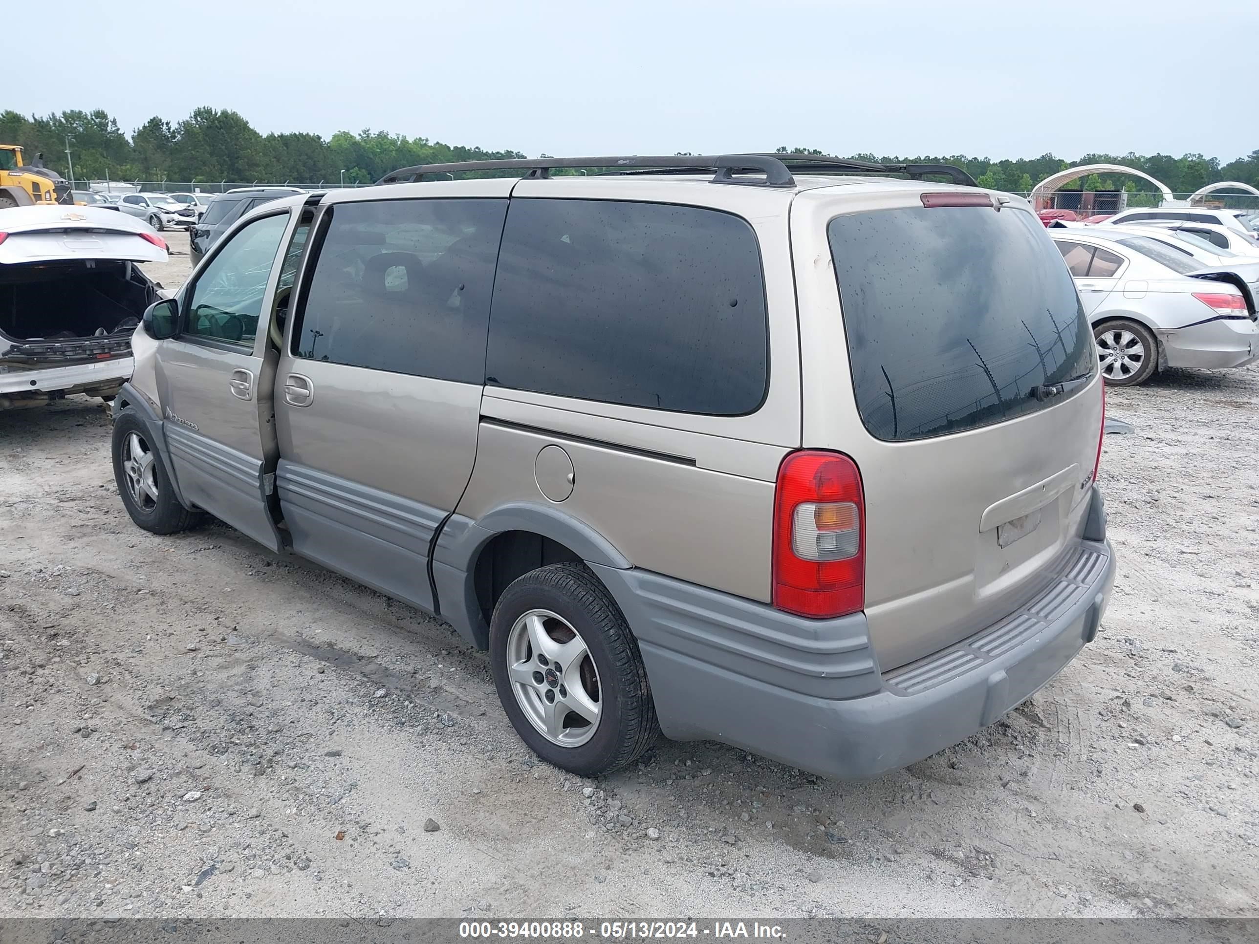 Photo 2 VIN: 1GMDX03E61D219930 - PONTIAC MONTANA 