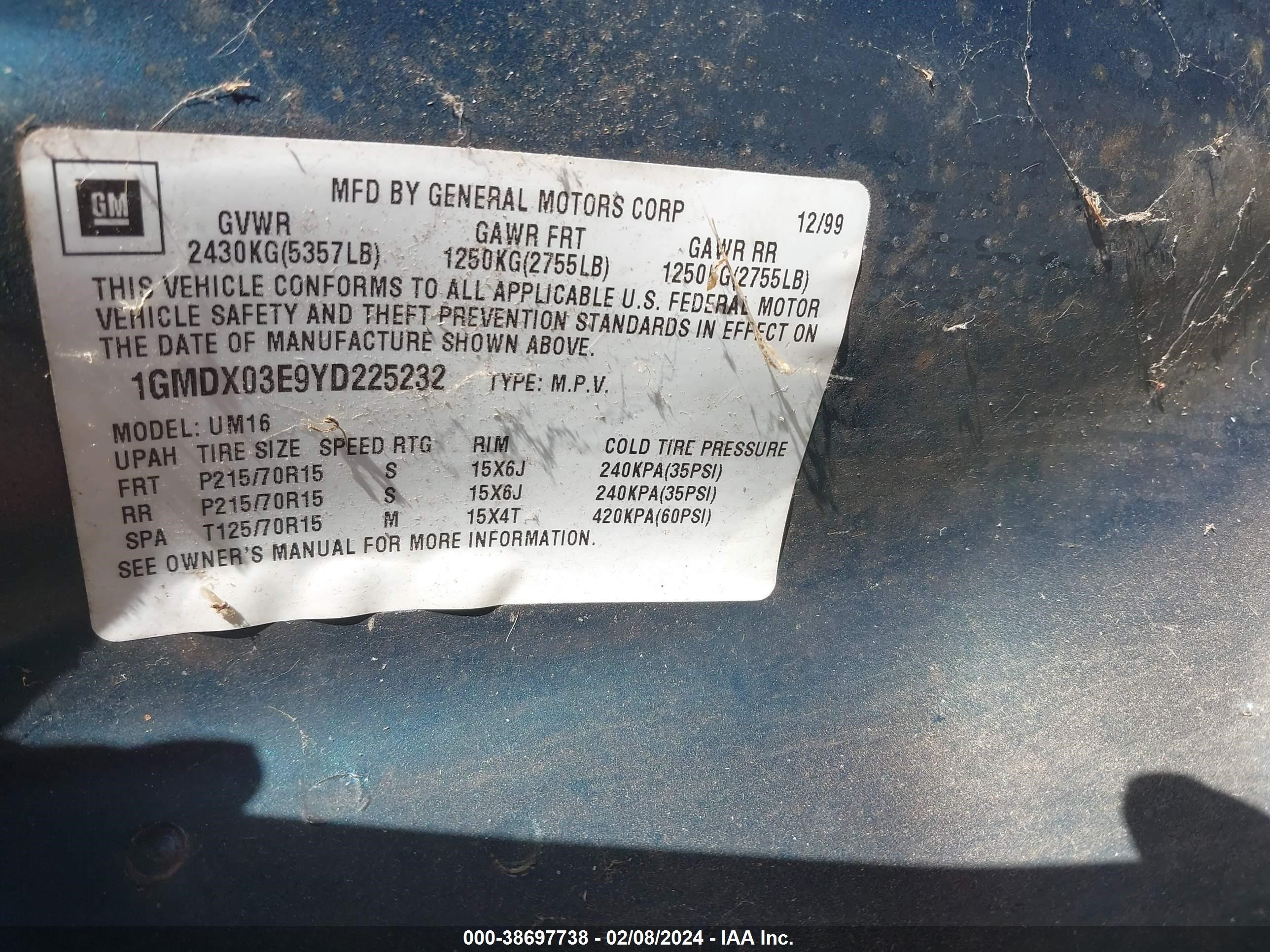 Photo 8 VIN: 1GMDX03E9YD225232 - PONTIAC MONTANA 