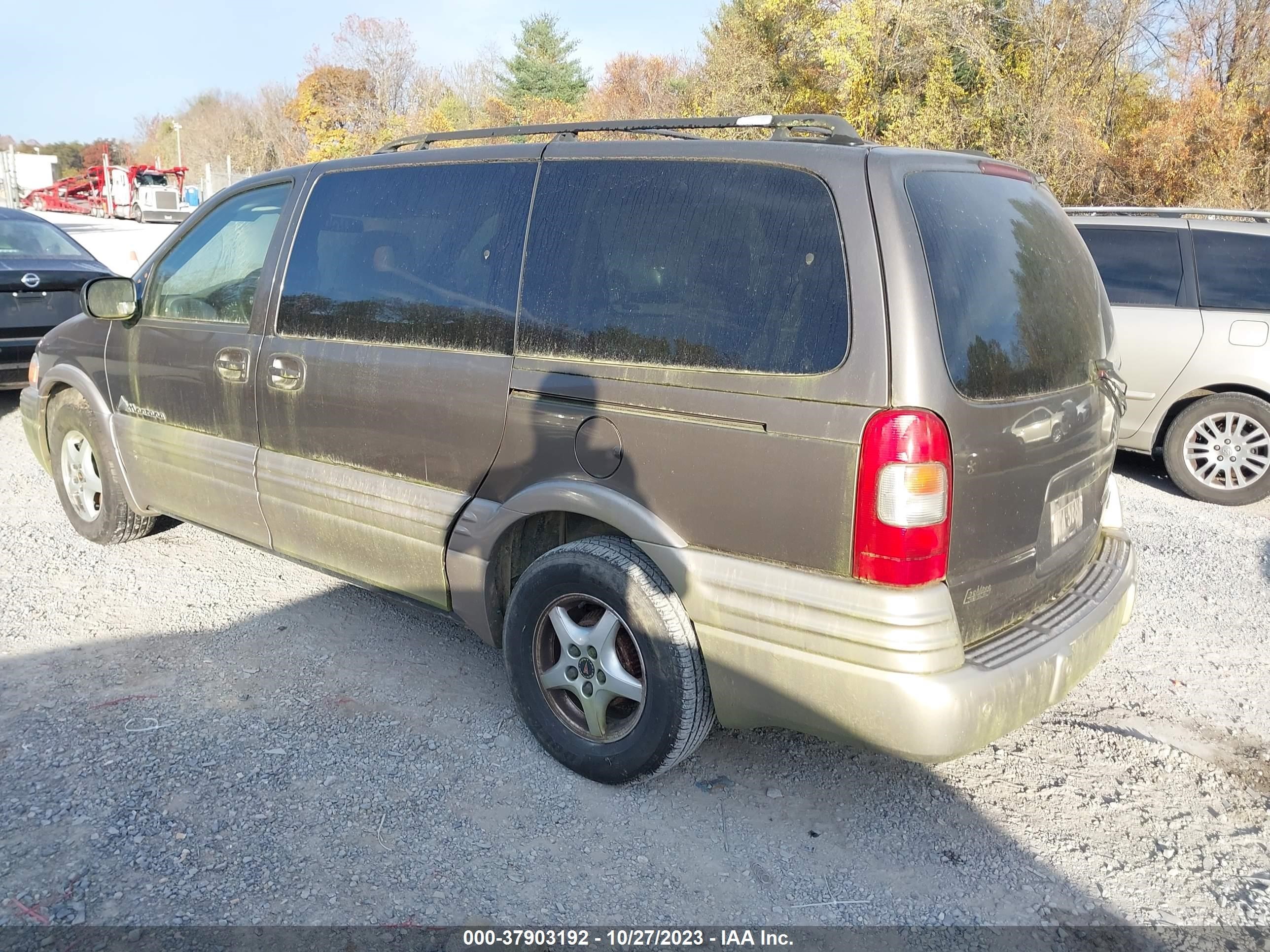 Photo 2 VIN: 1GMDX03EX2D116026 - PONTIAC MONTANA 