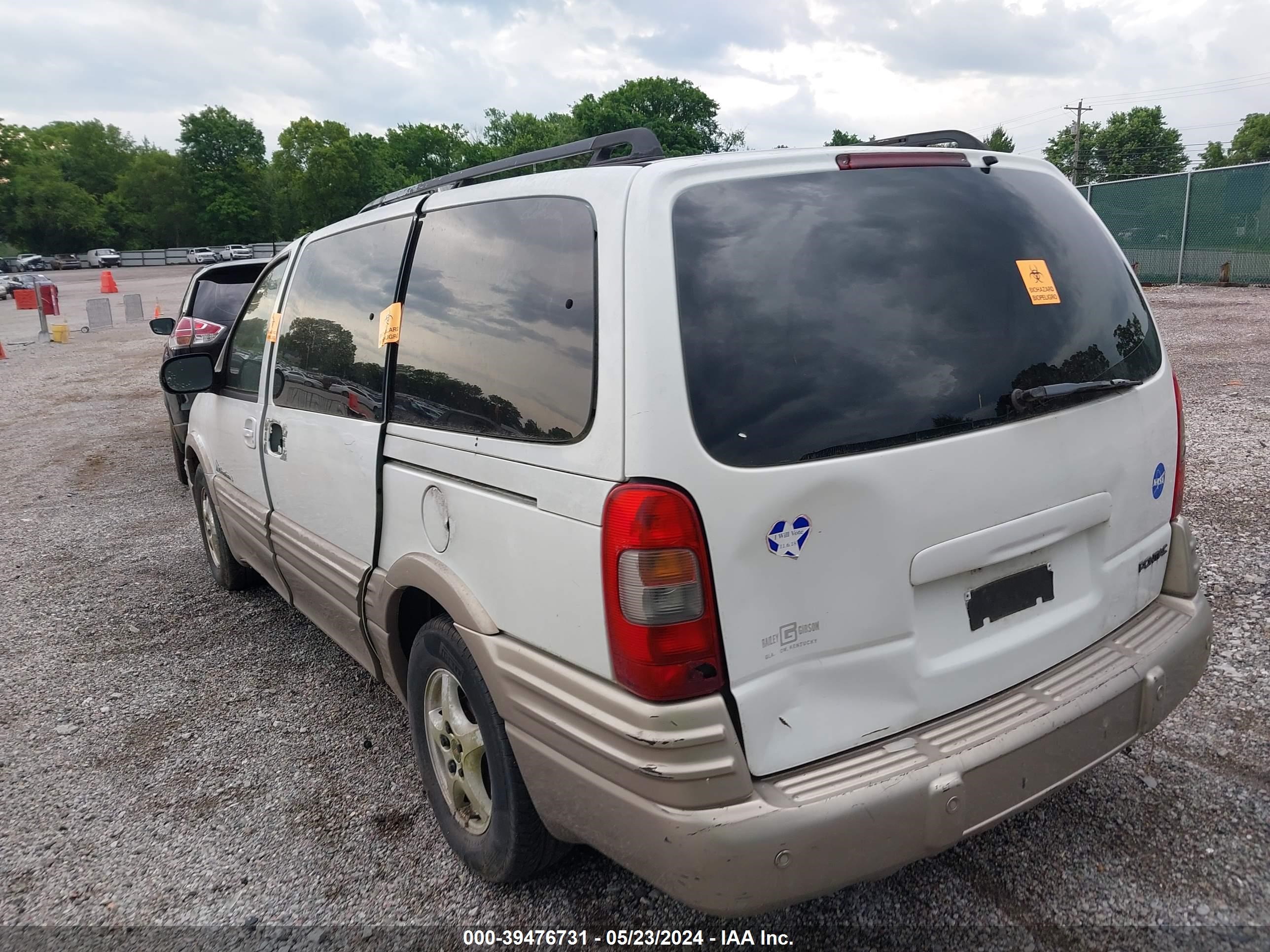 Photo 2 VIN: 1GMDX13E24D115400 - PONTIAC MONTANA 