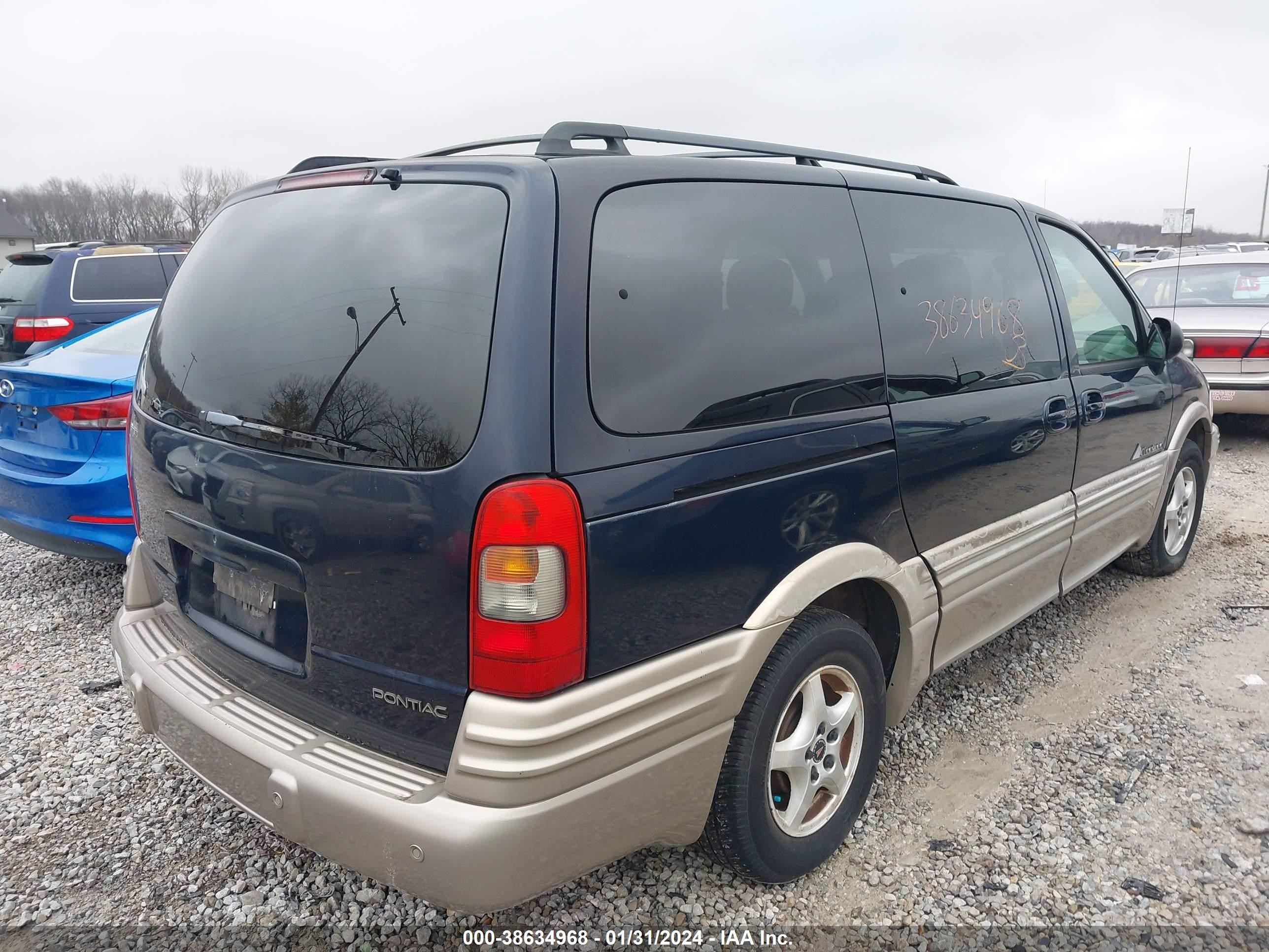 Photo 3 VIN: 1GMDX13E53D313435 - PONTIAC MONTANA 