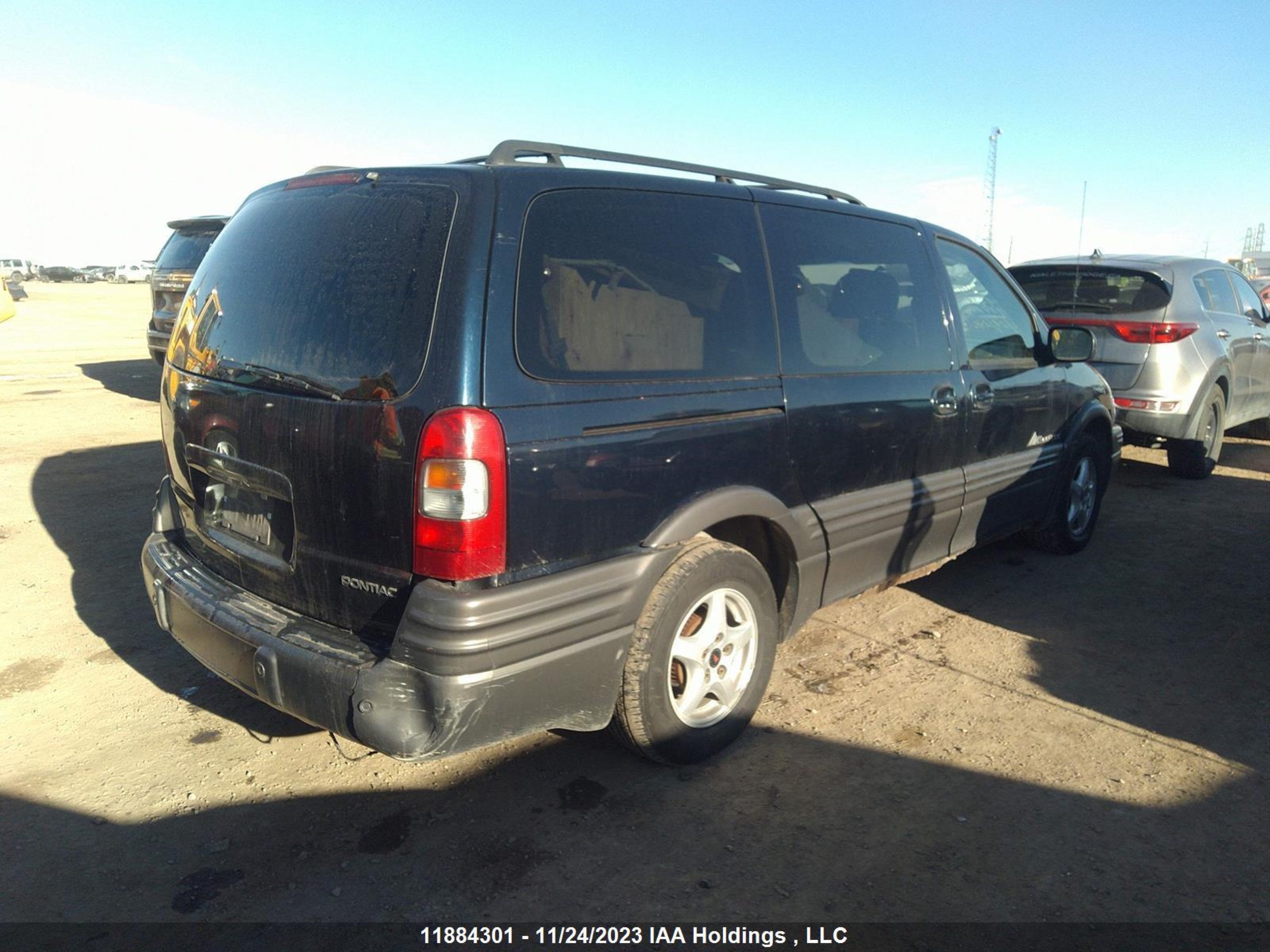 Photo 3 VIN: 1GMDX13E93D274204 - PONTIAC MONTANA 