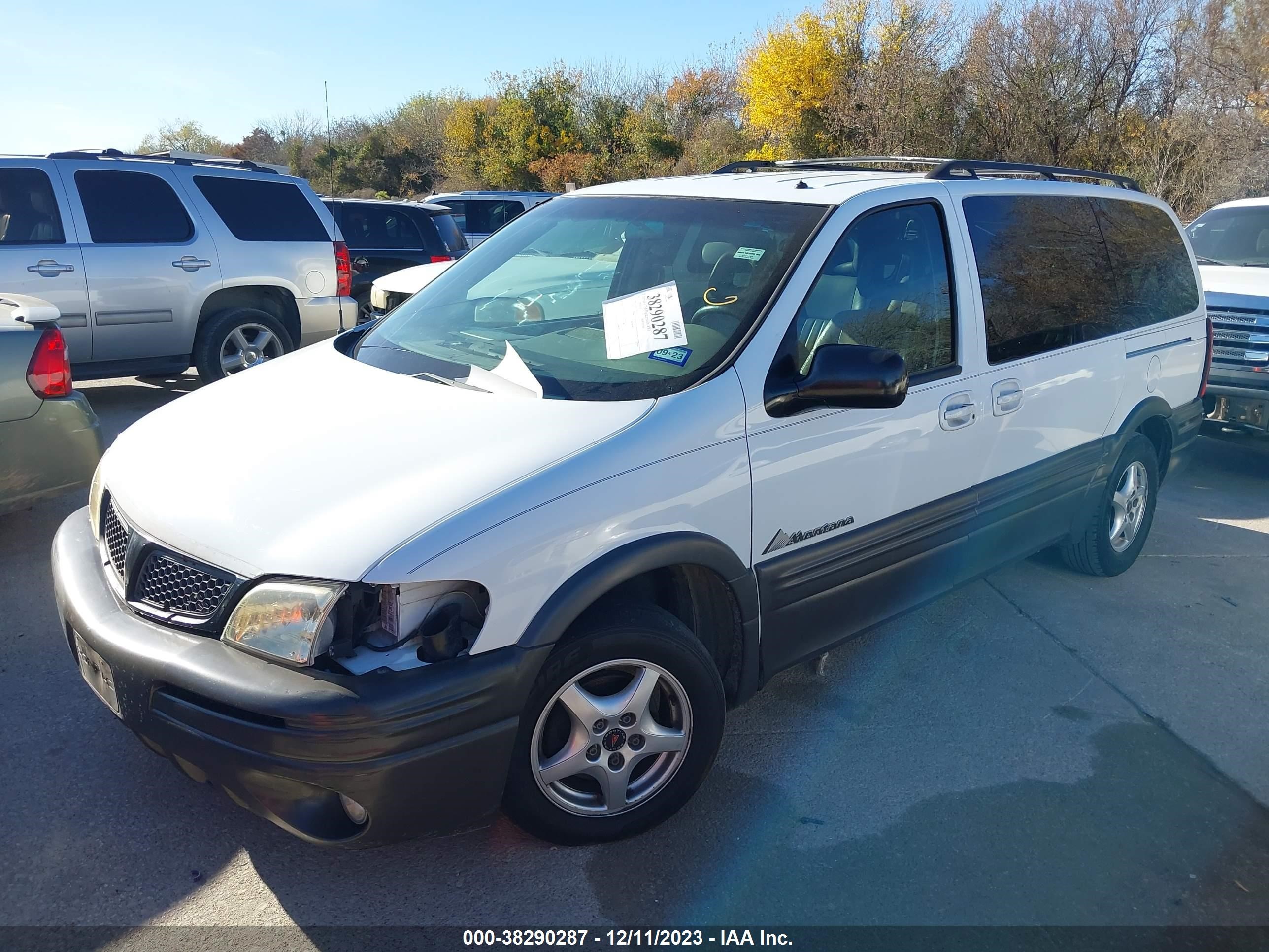 Photo 1 VIN: 1GMDX13EX2D150778 - PONTIAC MONTANA 