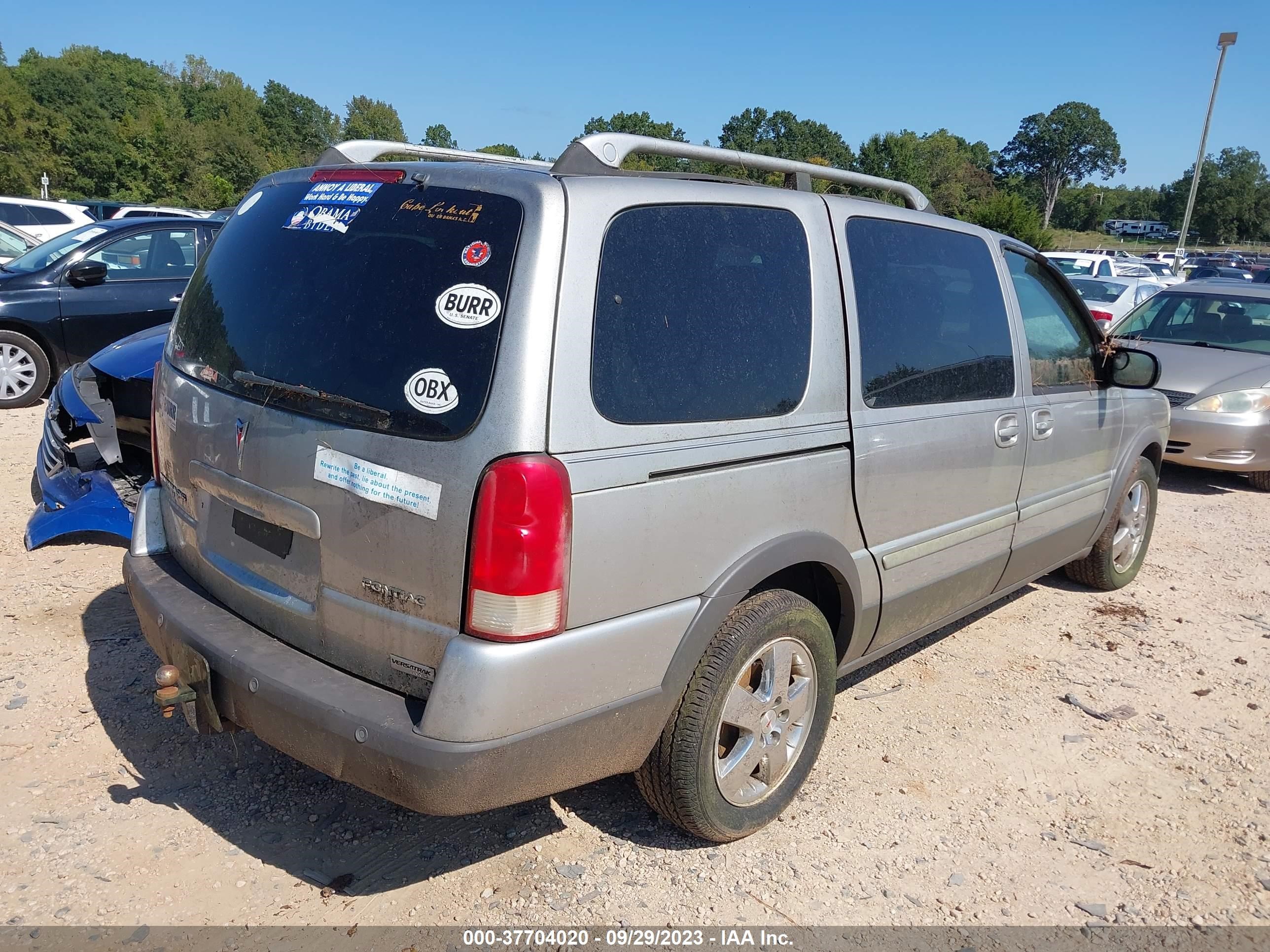 Photo 3 VIN: 1GMDX33L05D235904 - PONTIAC MONTANA 