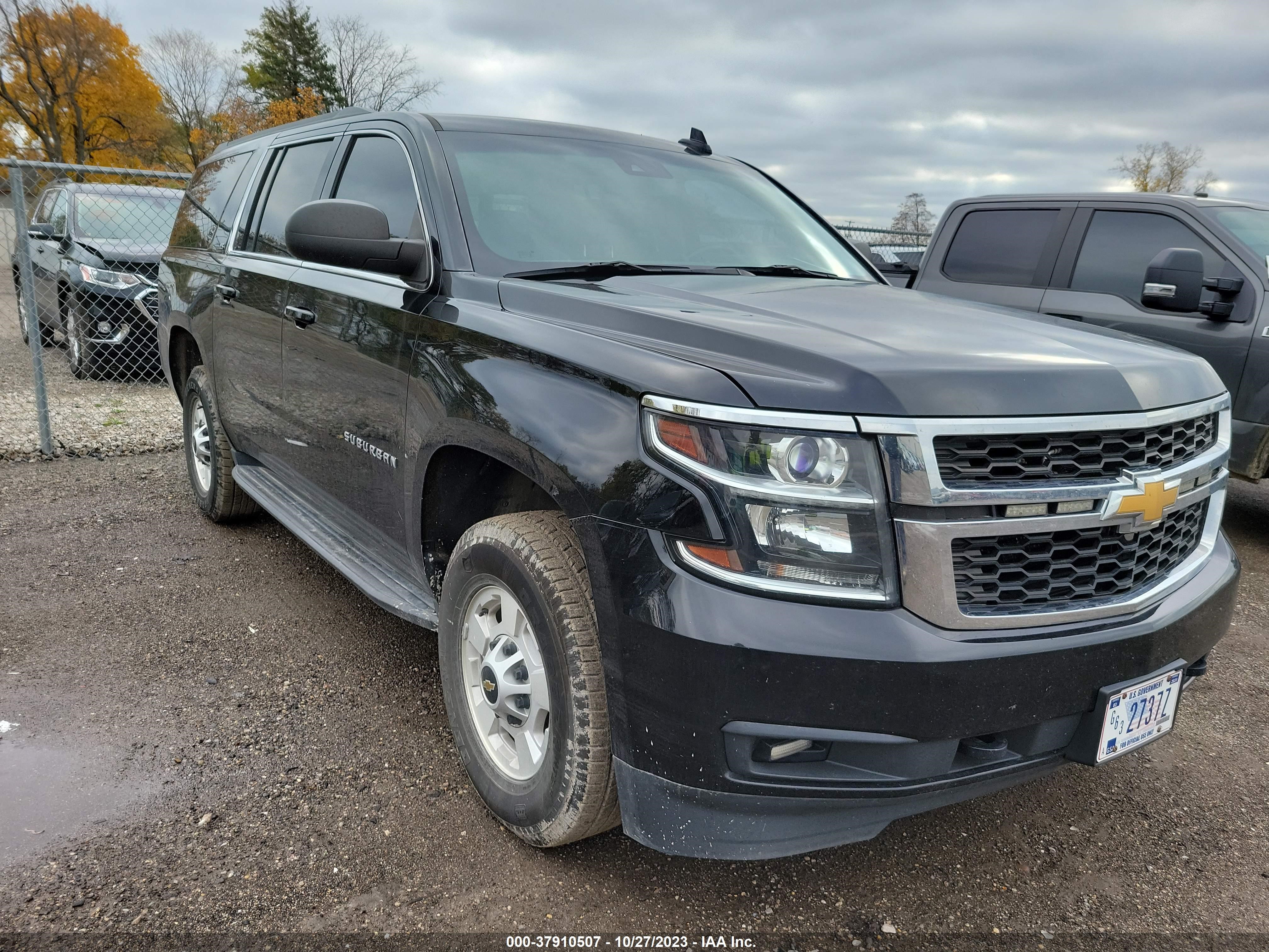 Photo 1 VIN: 1GN8KLKG7GR348982 - CHEVROLET SUBURBAN 