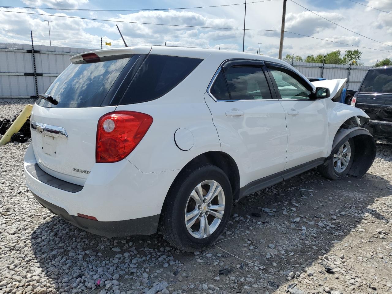 Photo 2 VIN: 1GNALAEK4EZ137836 - CHEVROLET EQUINOX 