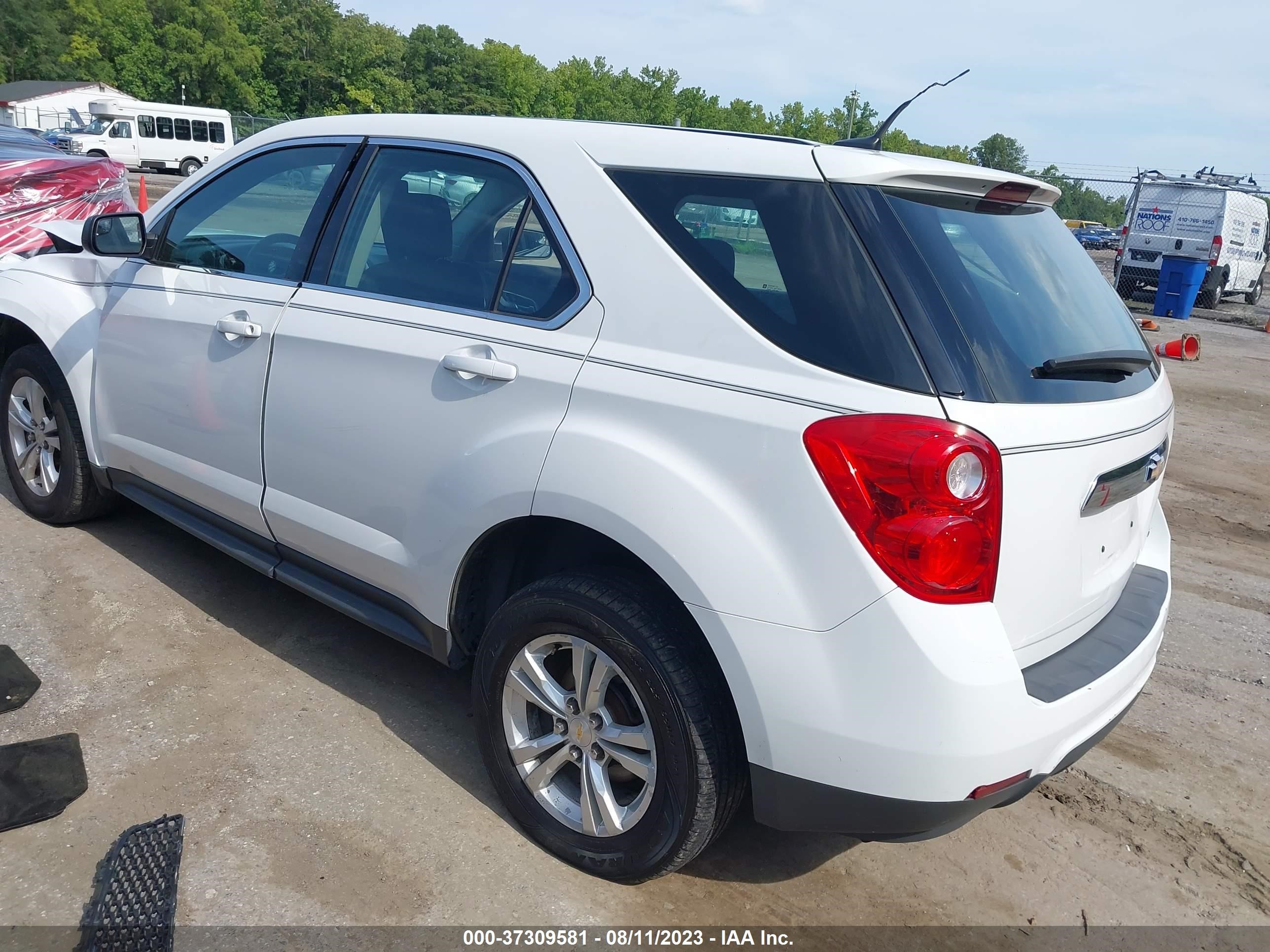 Photo 2 VIN: 1GNALAEK7EZ132095 - CHEVROLET EQUINOX 