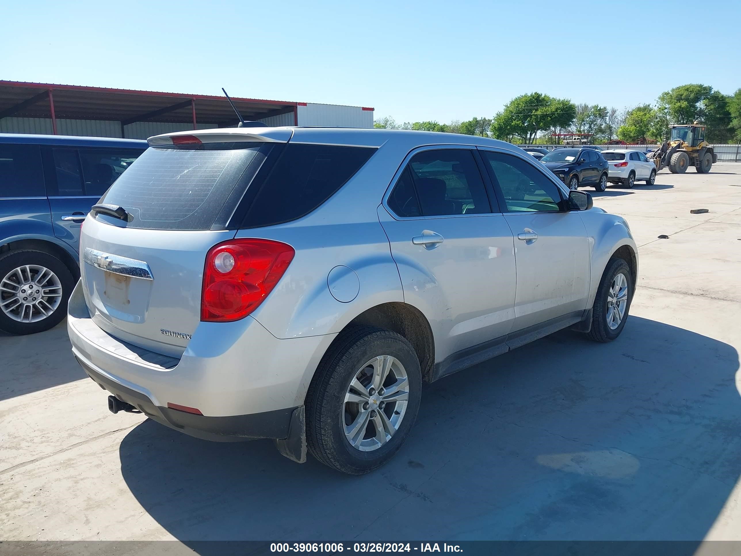 Photo 3 VIN: 1GNALAEK7FZ140876 - CHEVROLET EQUINOX 