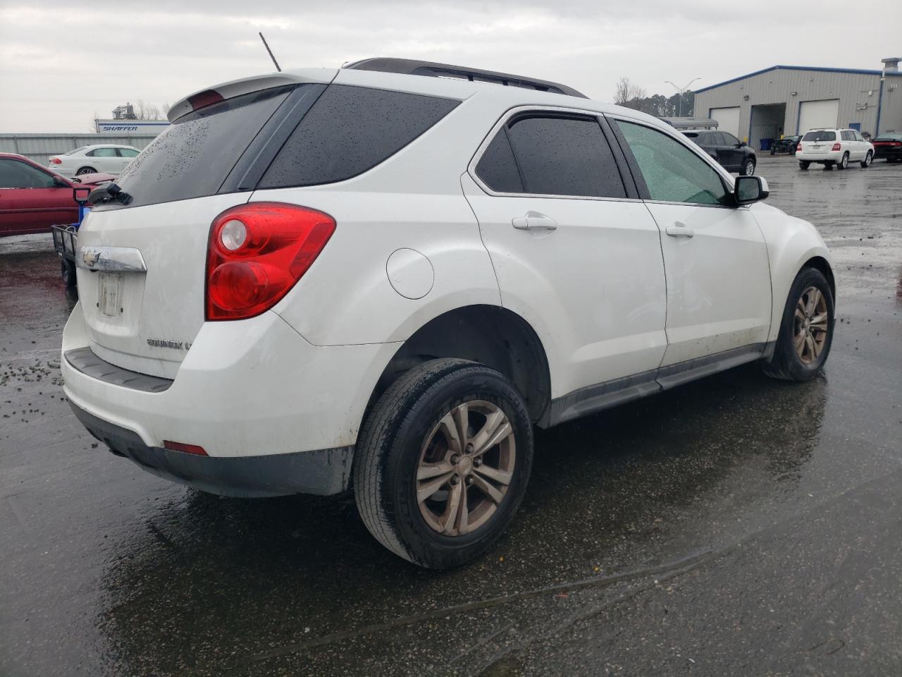 Photo 2 VIN: 1GNALBEK0FZ110852 - CHEVROLET EQUINOX 