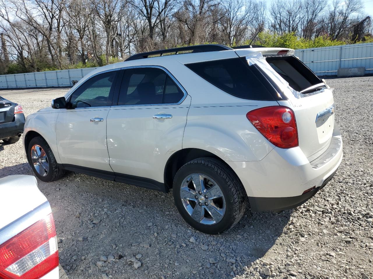 Photo 1 VIN: 1GNALBEK1FZ130379 - CHEVROLET EQUINOX 