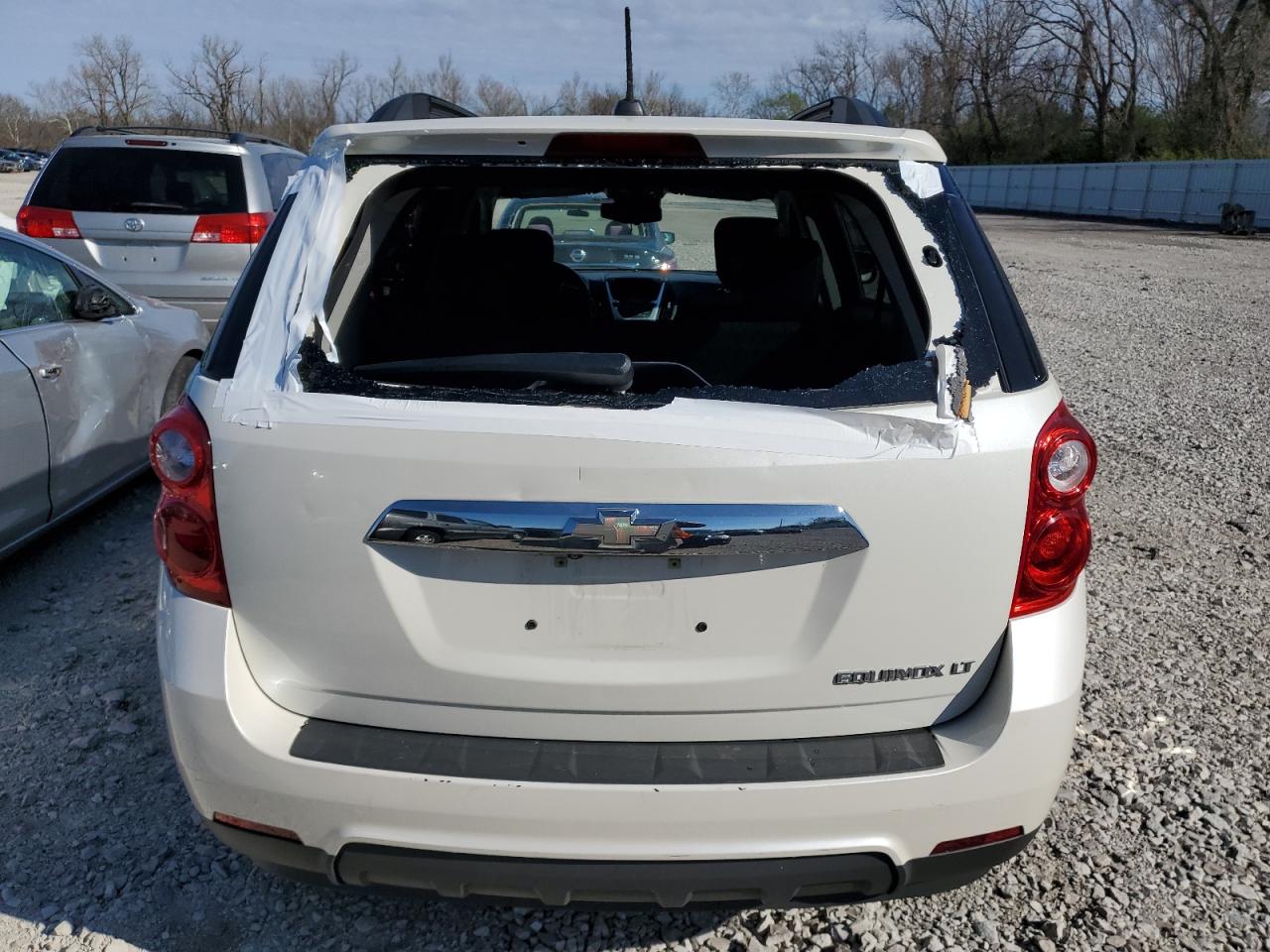 Photo 5 VIN: 1GNALBEK1FZ130379 - CHEVROLET EQUINOX 