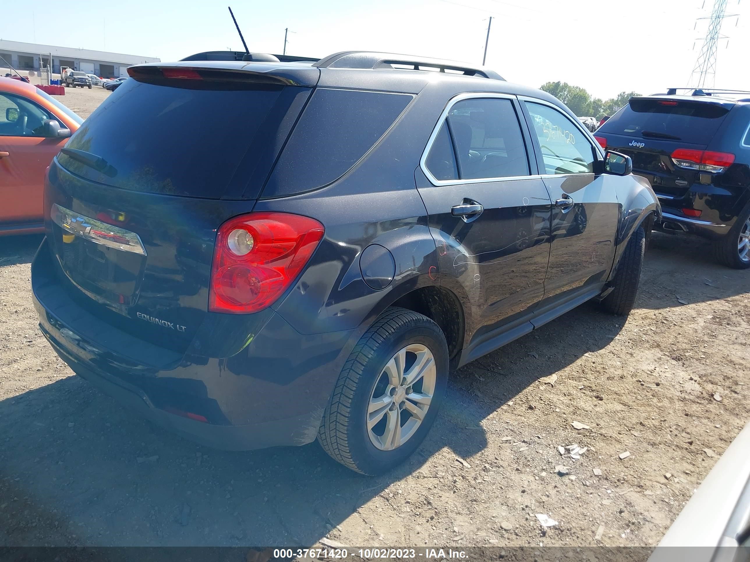 Photo 3 VIN: 1GNALBEK4FZ121501 - CHEVROLET EQUINOX 