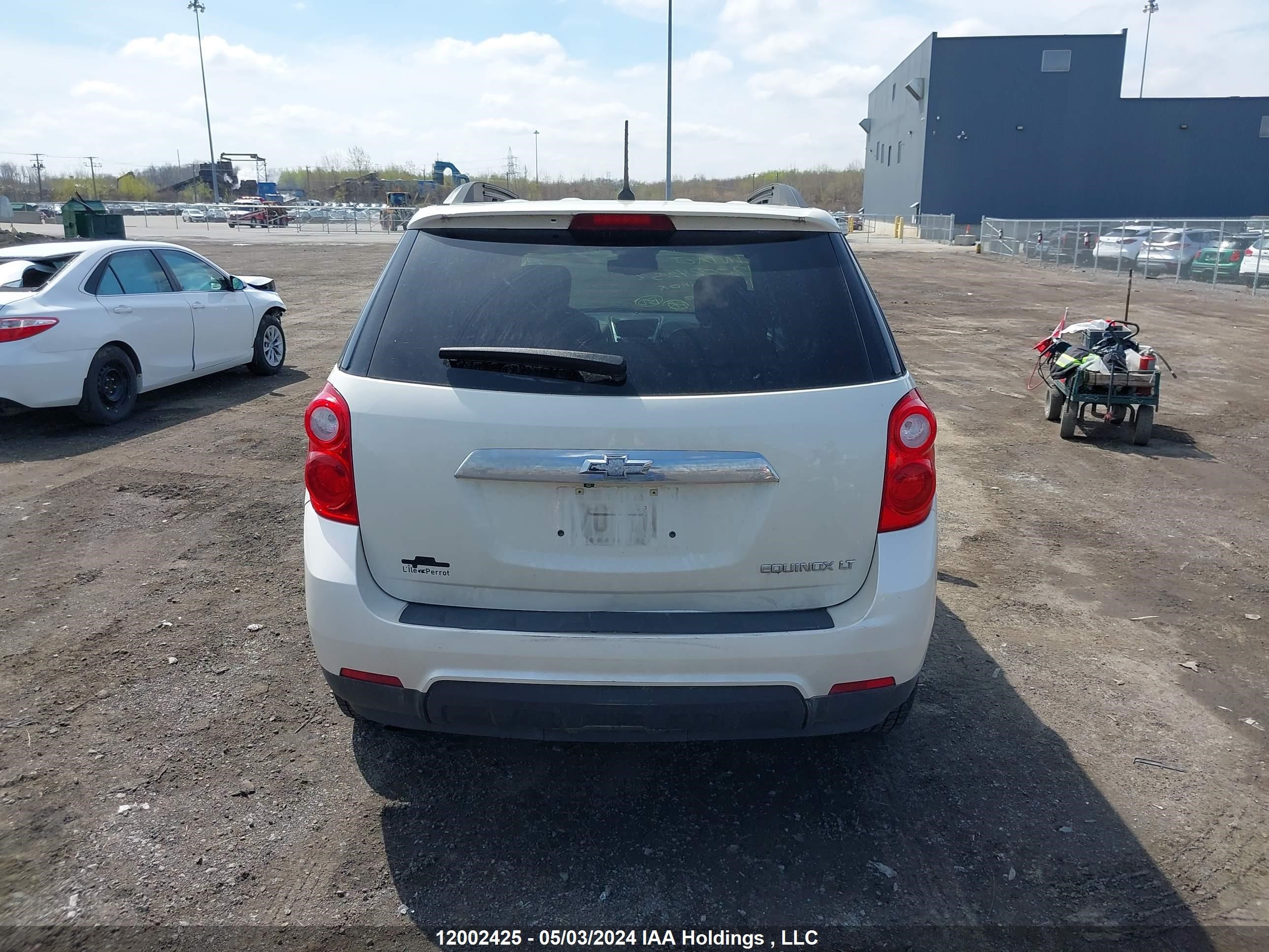 Photo 16 VIN: 1GNALBEK8EZ119300 - CHEVROLET EQUINOX 