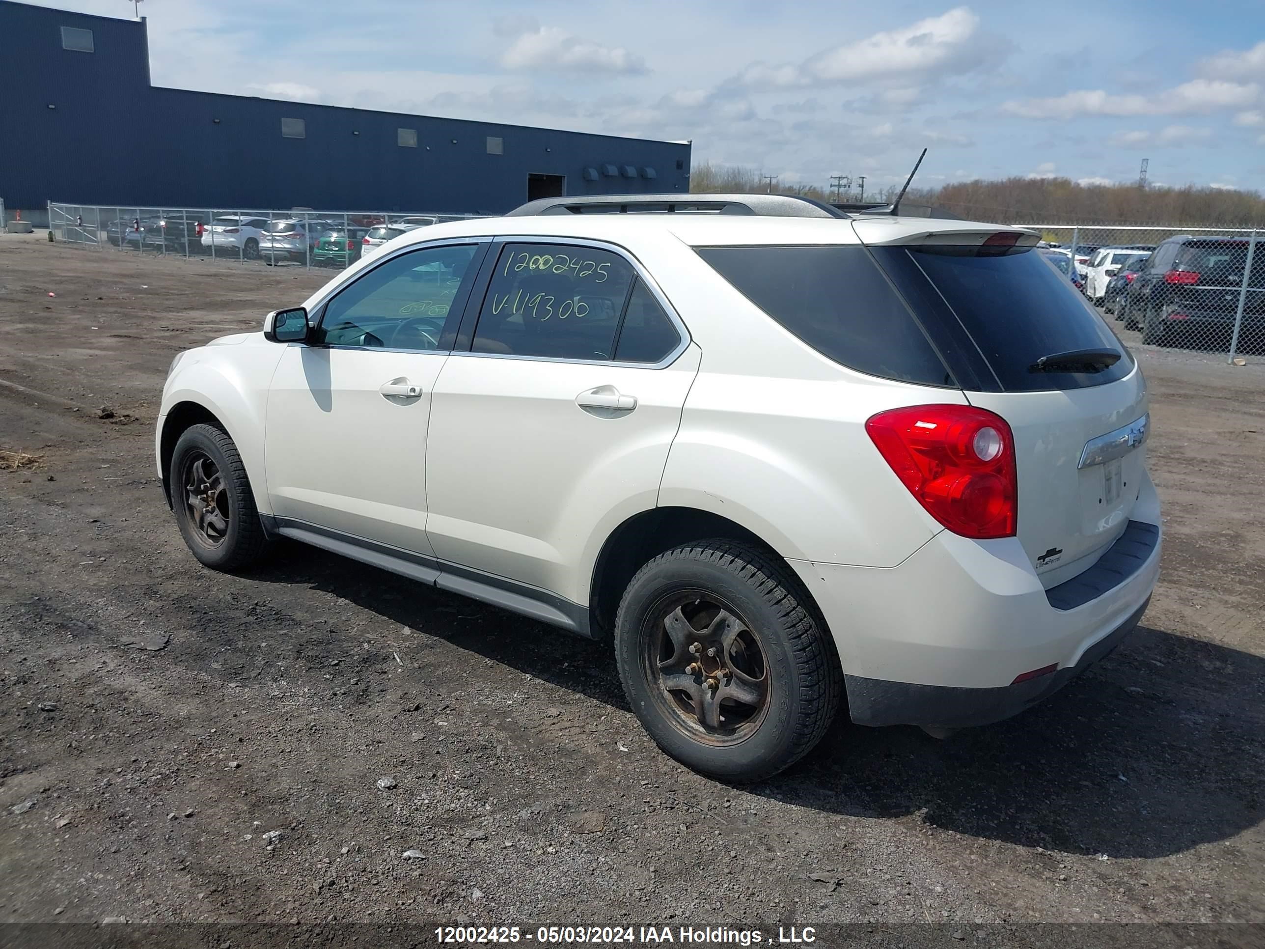 Photo 2 VIN: 1GNALBEK8EZ119300 - CHEVROLET EQUINOX 