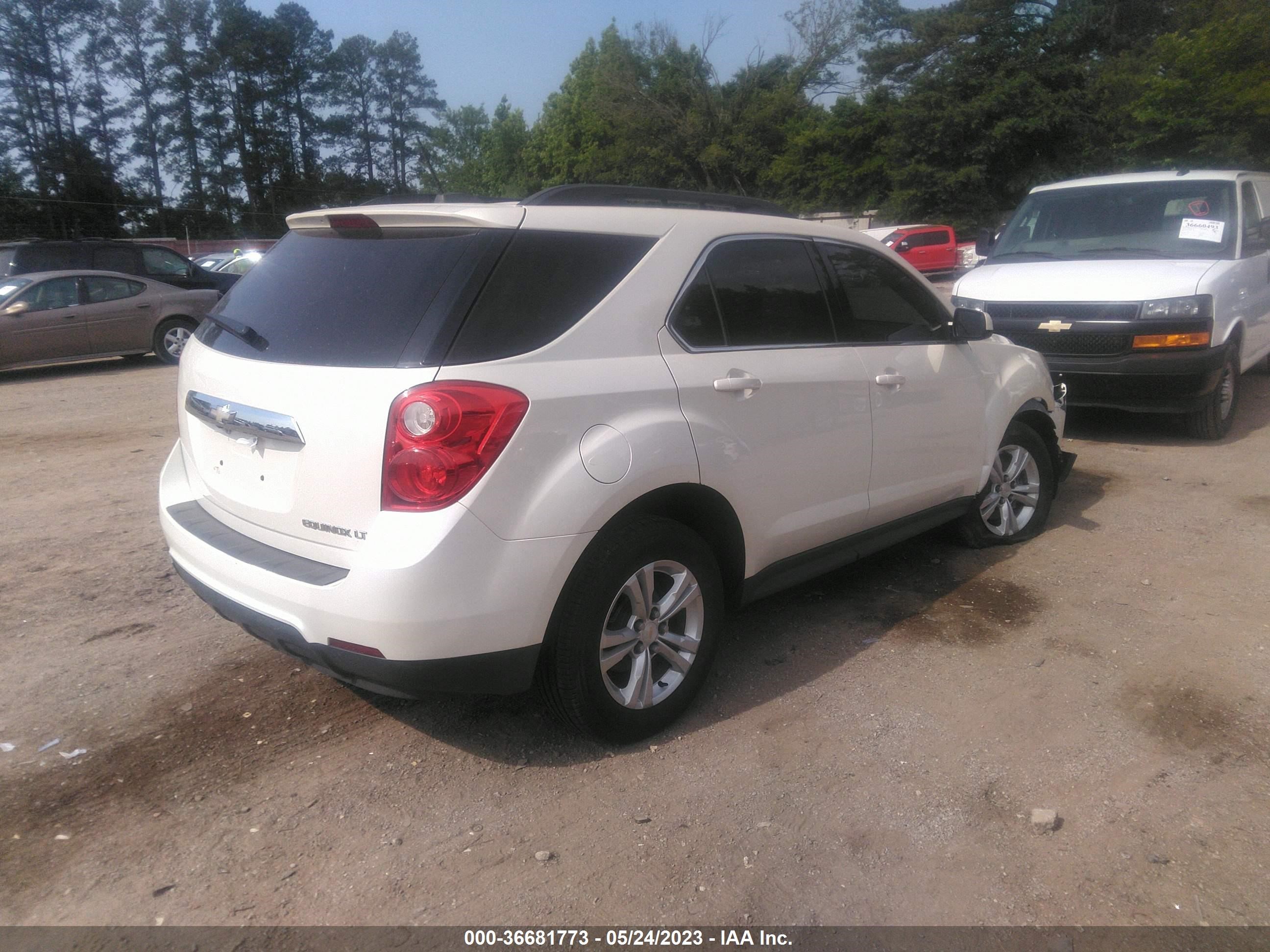 Photo 3 VIN: 1GNALCEK6FZ128505 - CHEVROLET EQUINOX 