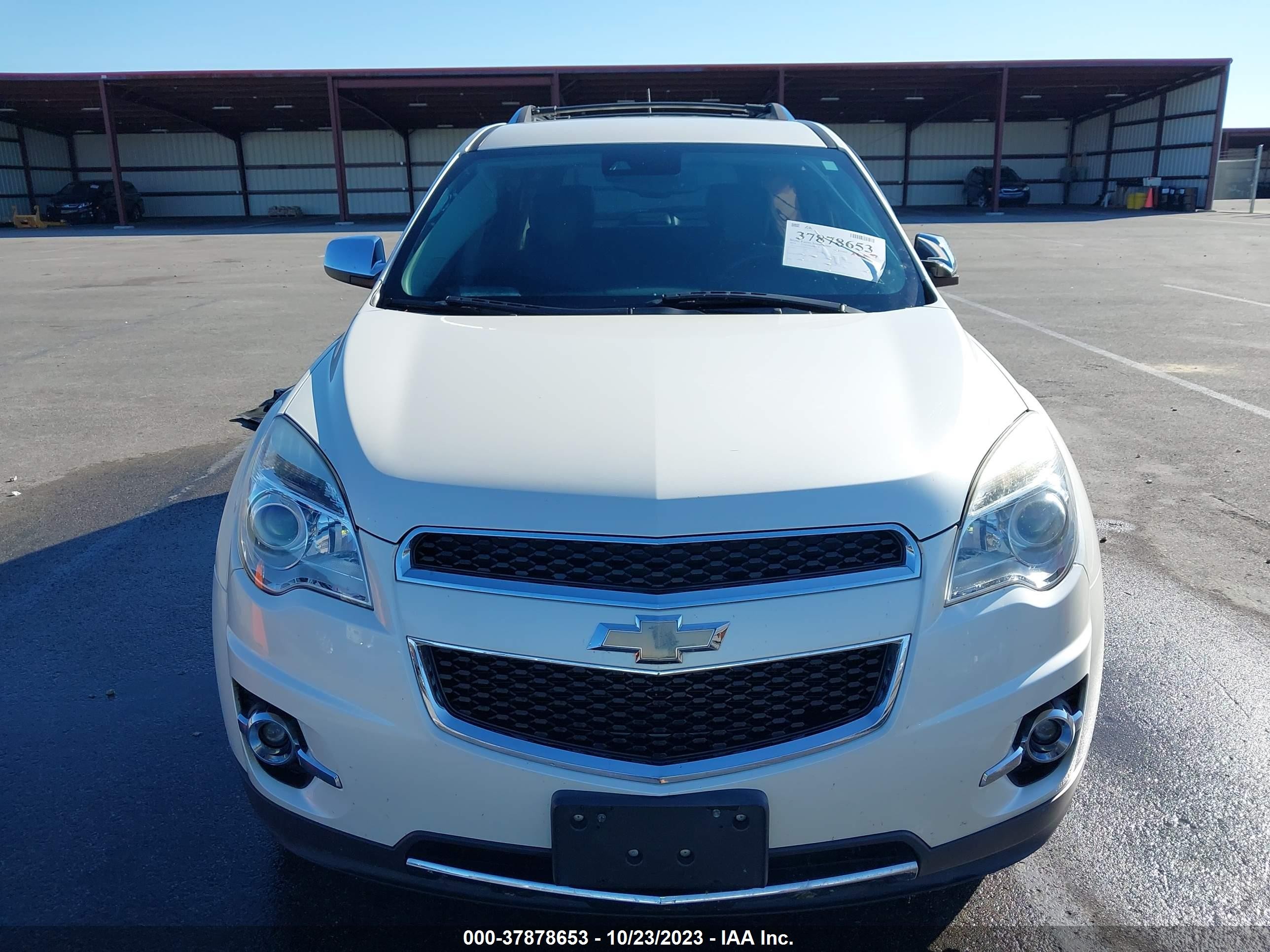 Photo 11 VIN: 1GNALDEK1EZ111549 - CHEVROLET EQUINOX 