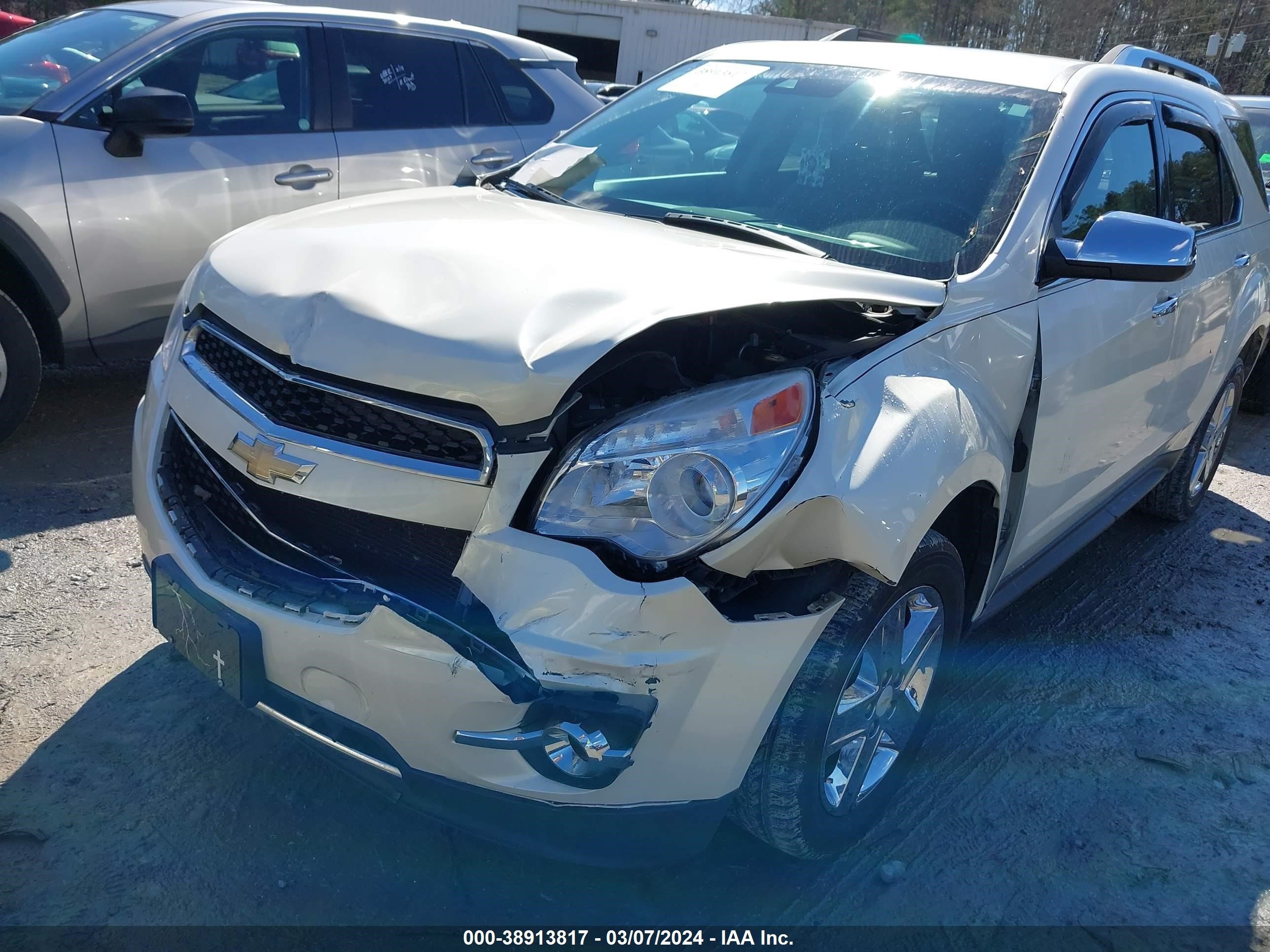 Photo 5 VIN: 1GNALDEK1FZ119152 - CHEVROLET EQUINOX 