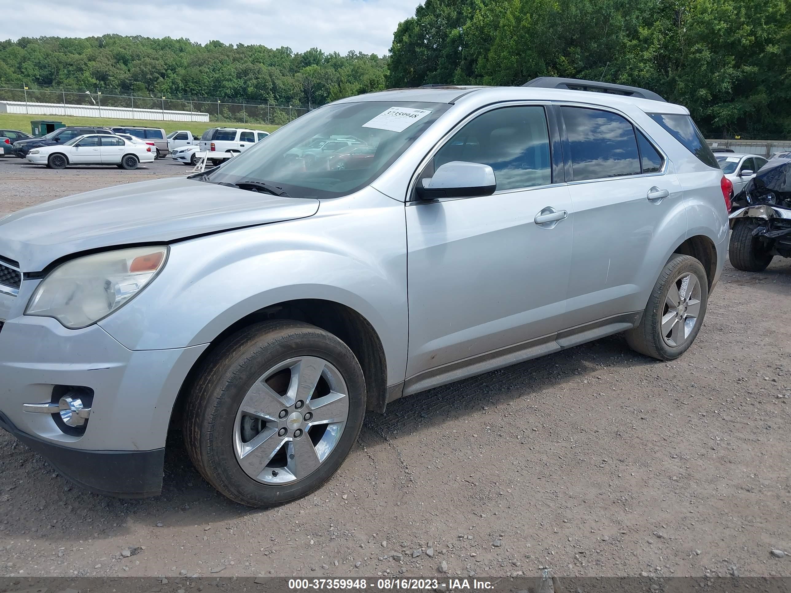 Photo 2 VIN: 1GNALPEK5DZ120934 - CHEVROLET EQUINOX 