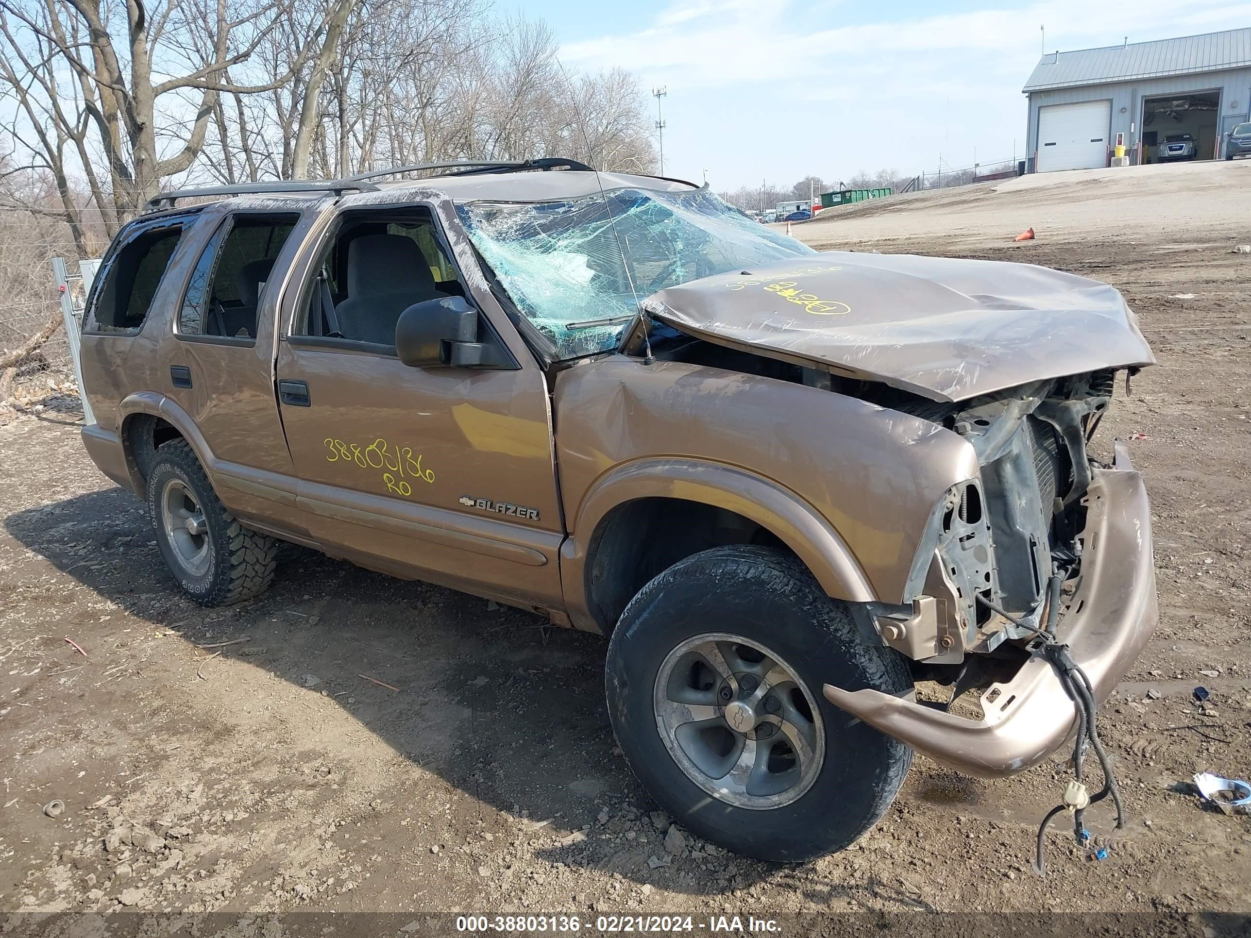 Photo 11 VIN: 1GNCS13W12K204625 - CHEVROLET BLAZER 