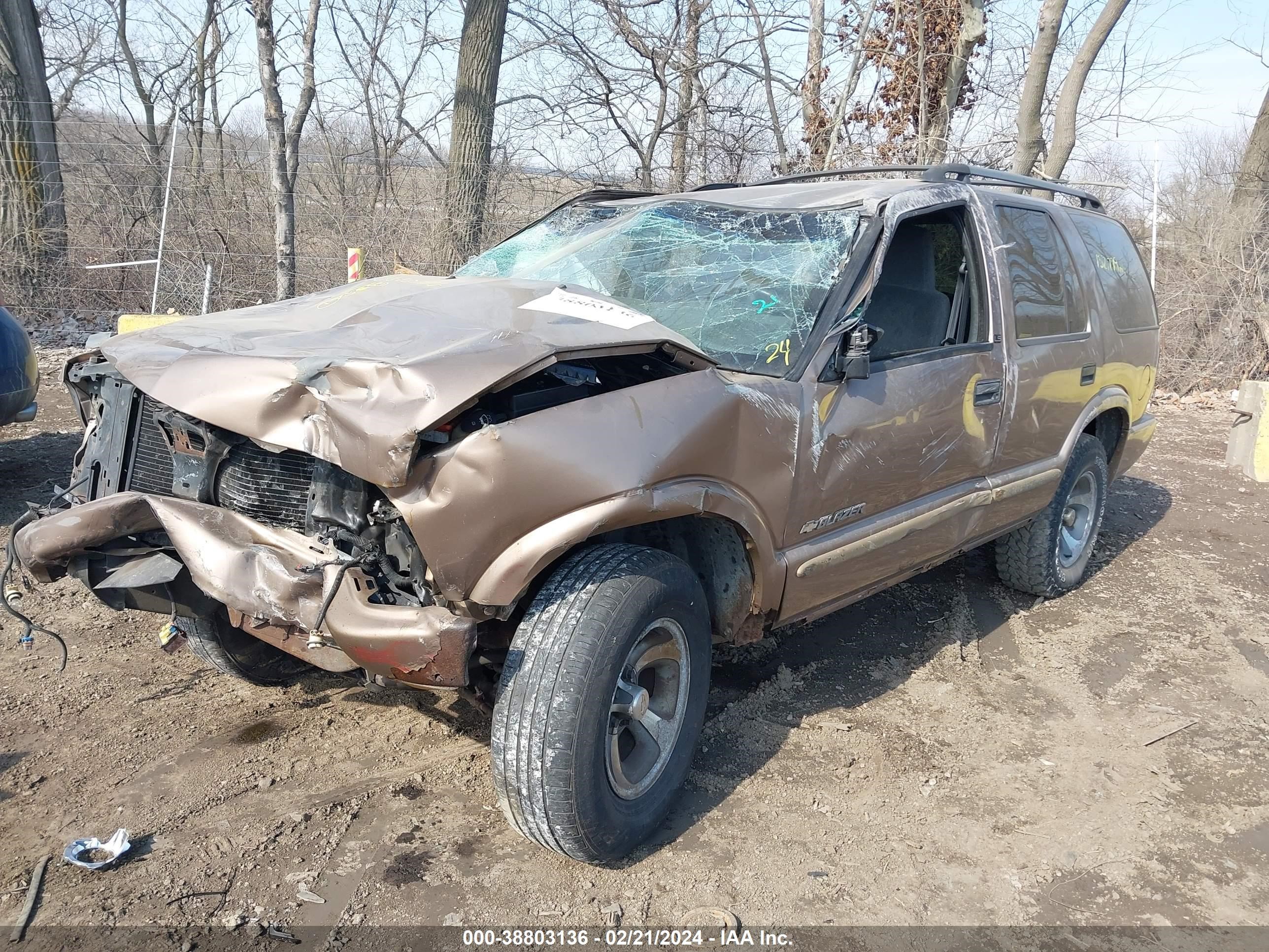 Photo 5 VIN: 1GNCS13W12K204625 - CHEVROLET BLAZER 