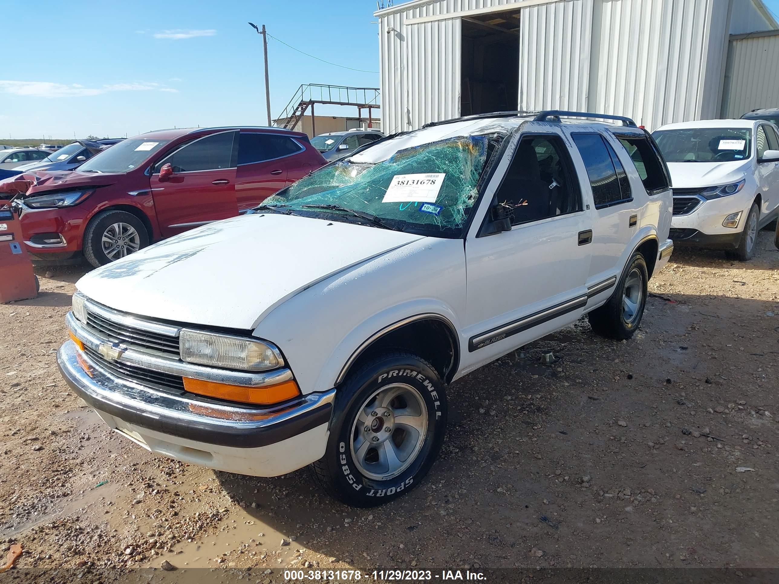 Photo 1 VIN: 1GNCS13W1X2207225 - CHEVROLET BLAZER 