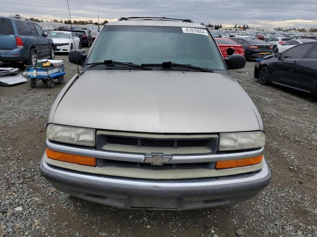 Photo 4 VIN: 1GNCS13W2Y2397280 - CHEVROLET BLAZER 