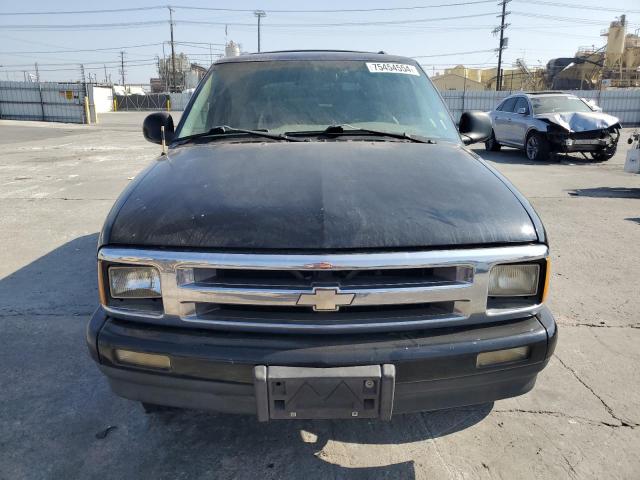 Photo 4 VIN: 1GNCS13W3T2201288 - CHEVROLET BLAZER 