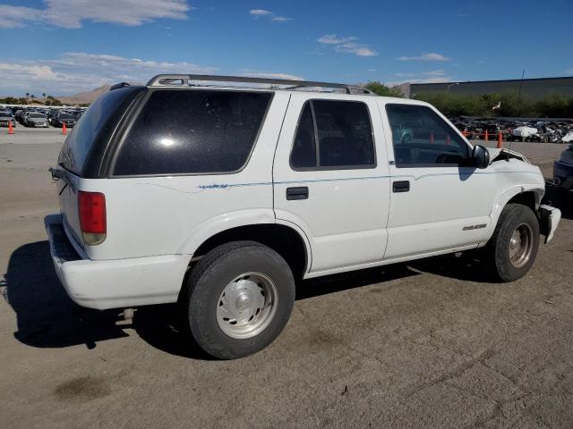 Photo 2 VIN: 1GNCS13W3T2217958 - CHEVROLET BLAZER 