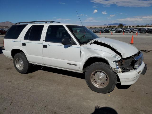 Photo 3 VIN: 1GNCS13W3T2217958 - CHEVROLET BLAZER 